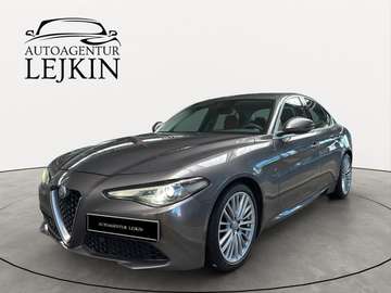 Super 2.2 JTDM*2. HAND*LEDER*XENON*KAMERA