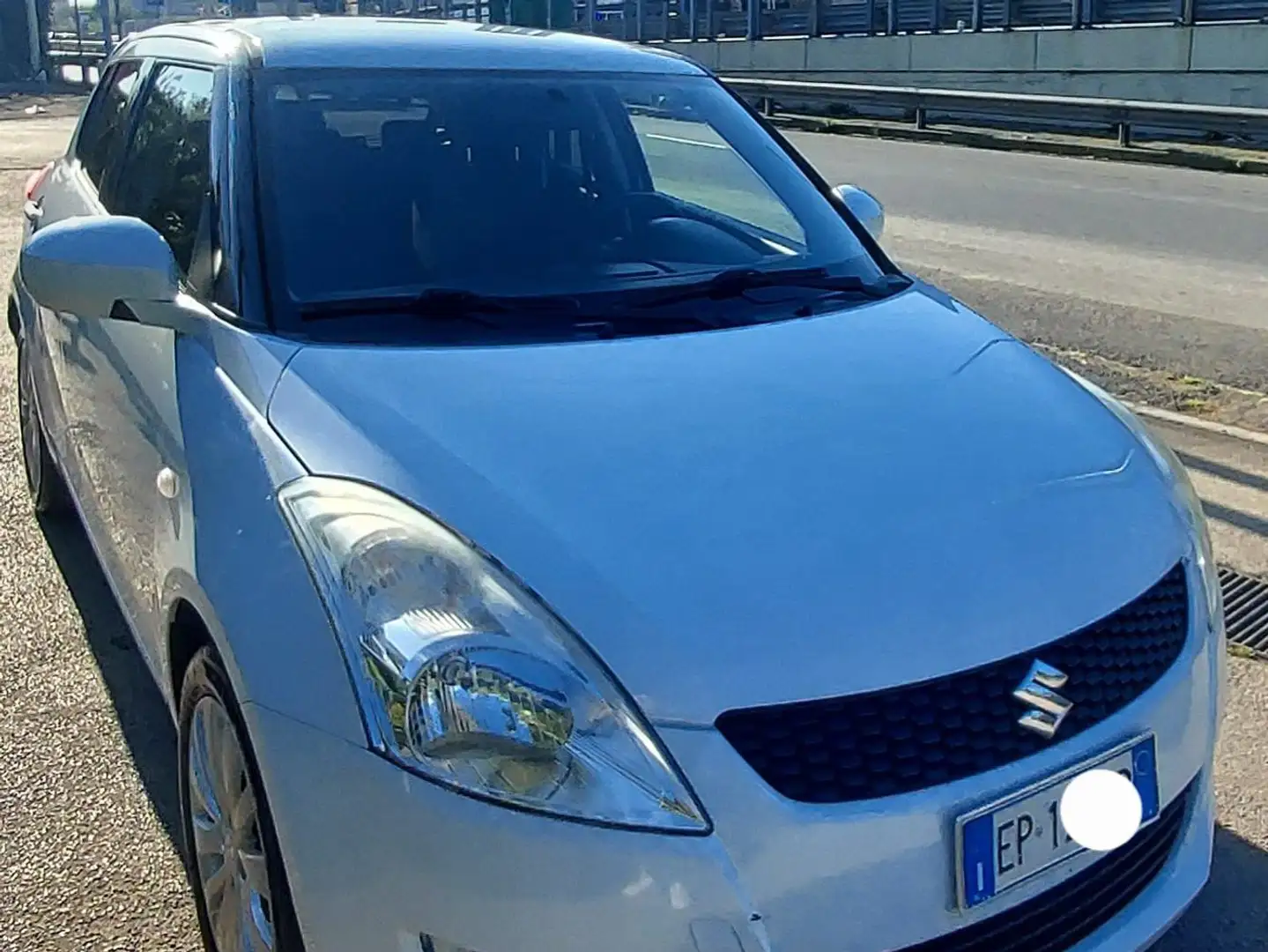 Suzuki Swift 1200 Schwarz - 1