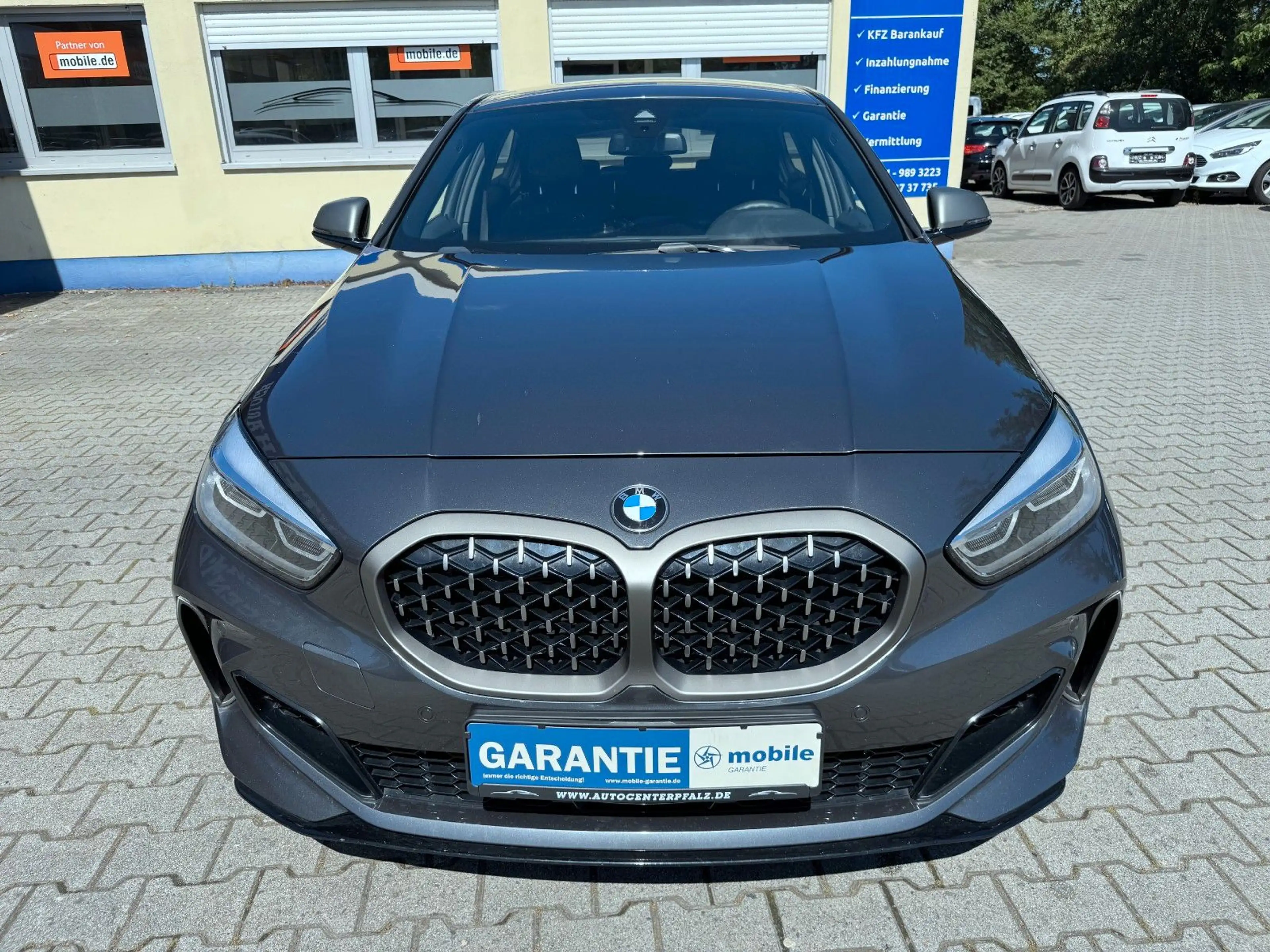 BMW 135 i xDrive M-Sport*LED*S-Heft*TOP* — photo 2
