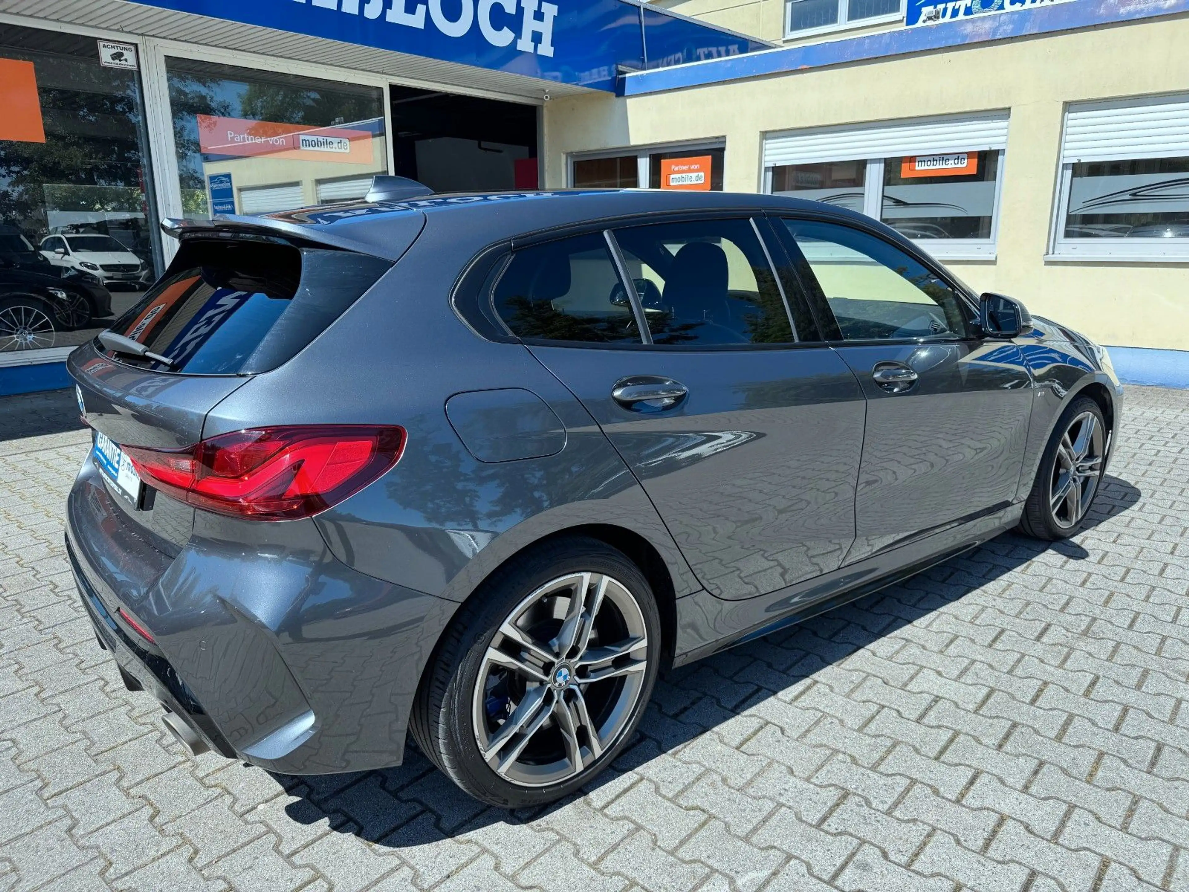 BMW 135 i xDrive M-Sport*LED*S-Heft*TOP* — photo 14