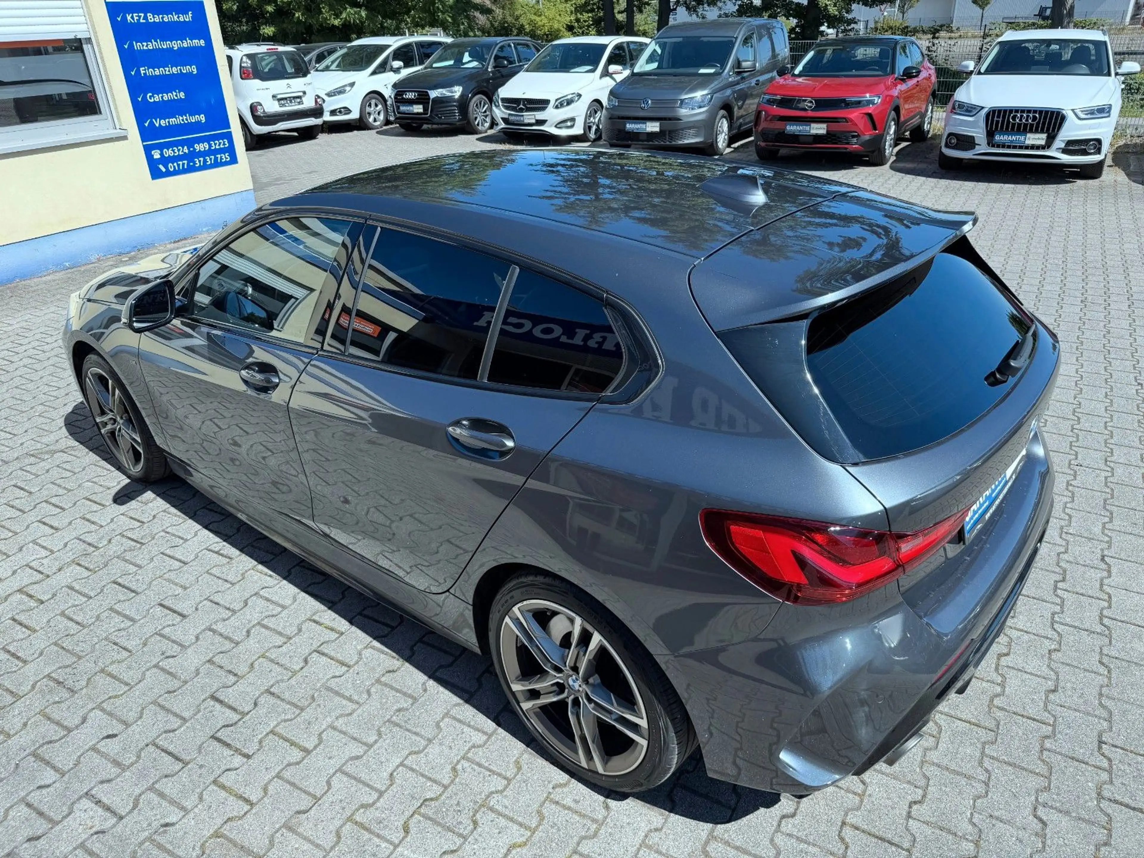 BMW 135 i xDrive M-Sport*LED*S-Heft*TOP* — photo 13
