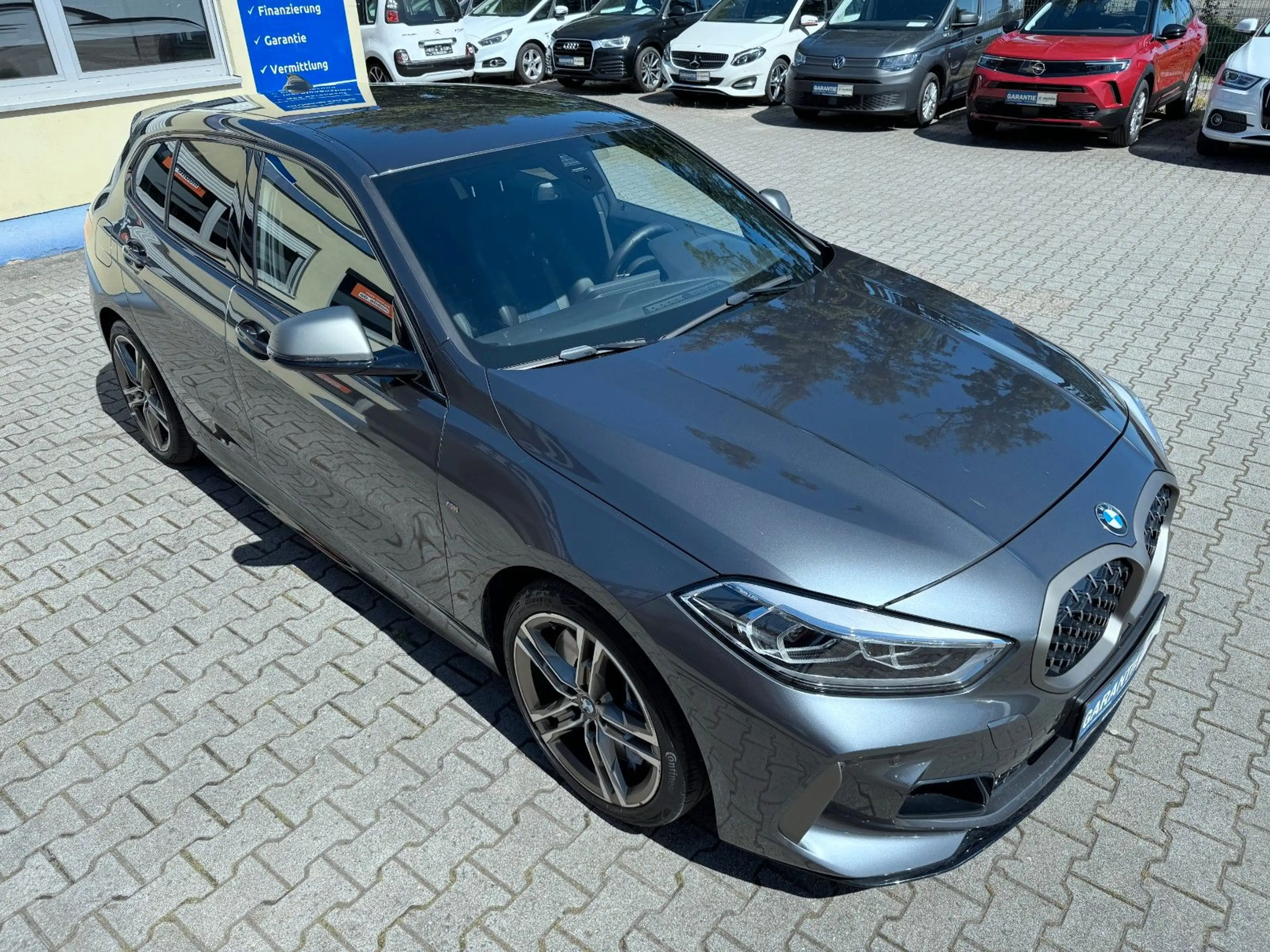 BMW 135 i xDrive M-Sport*LED*S-Heft*TOP* — photo 9