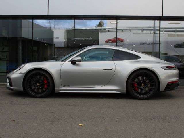 Porsche 992 (911) Carrera GTS
