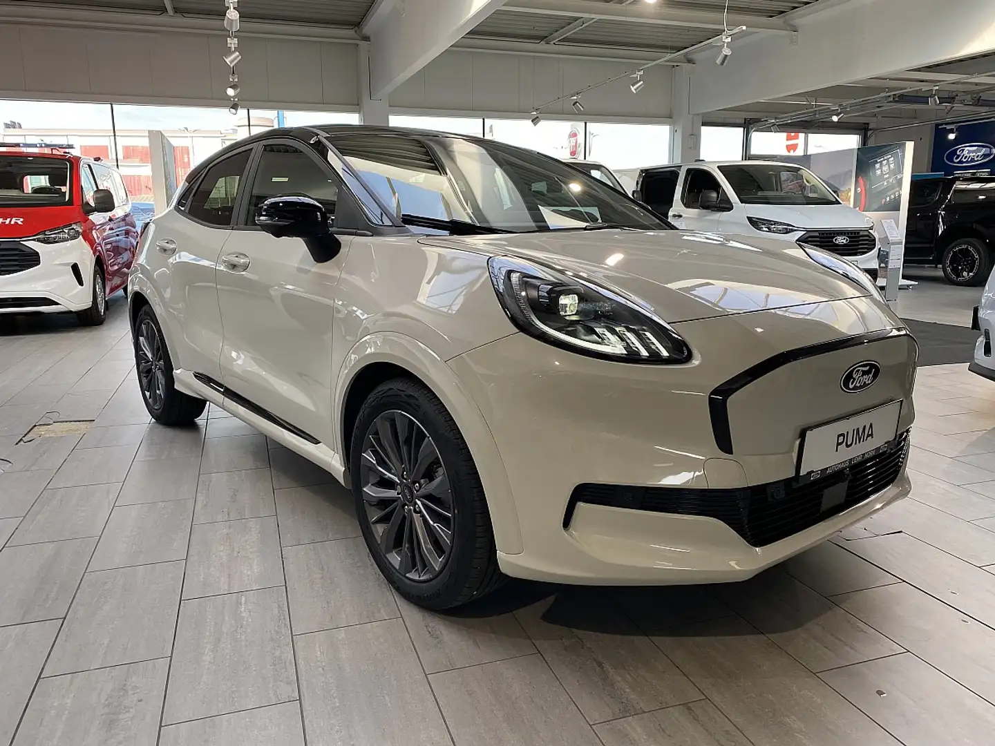 Ford Puma E-Gen 43kWh Sound Edition Weiß - 1
