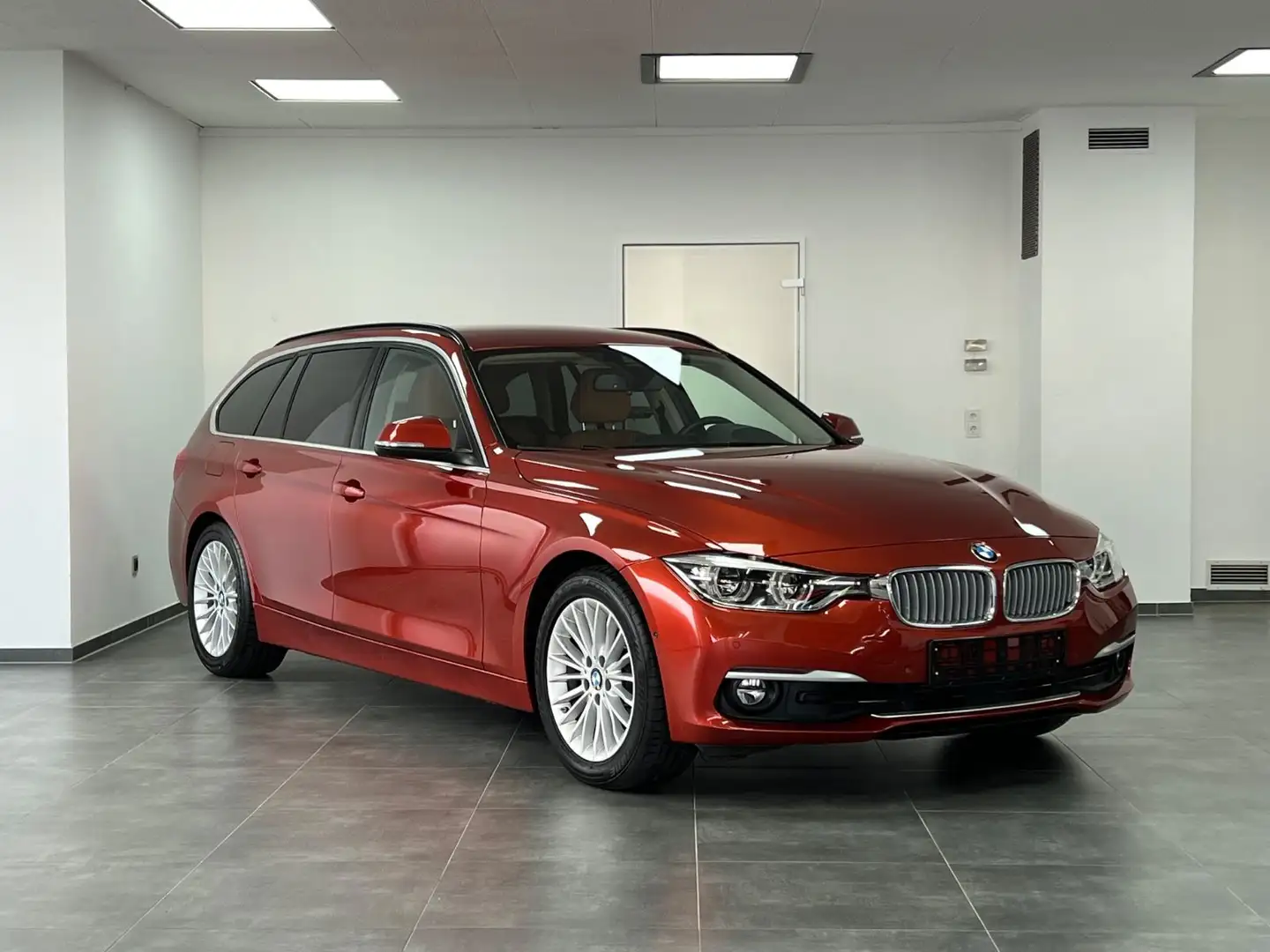 BMW 320 D EfficientDynamics Luxury/LEDER/KAM/NAVI/HUD Orange - 2