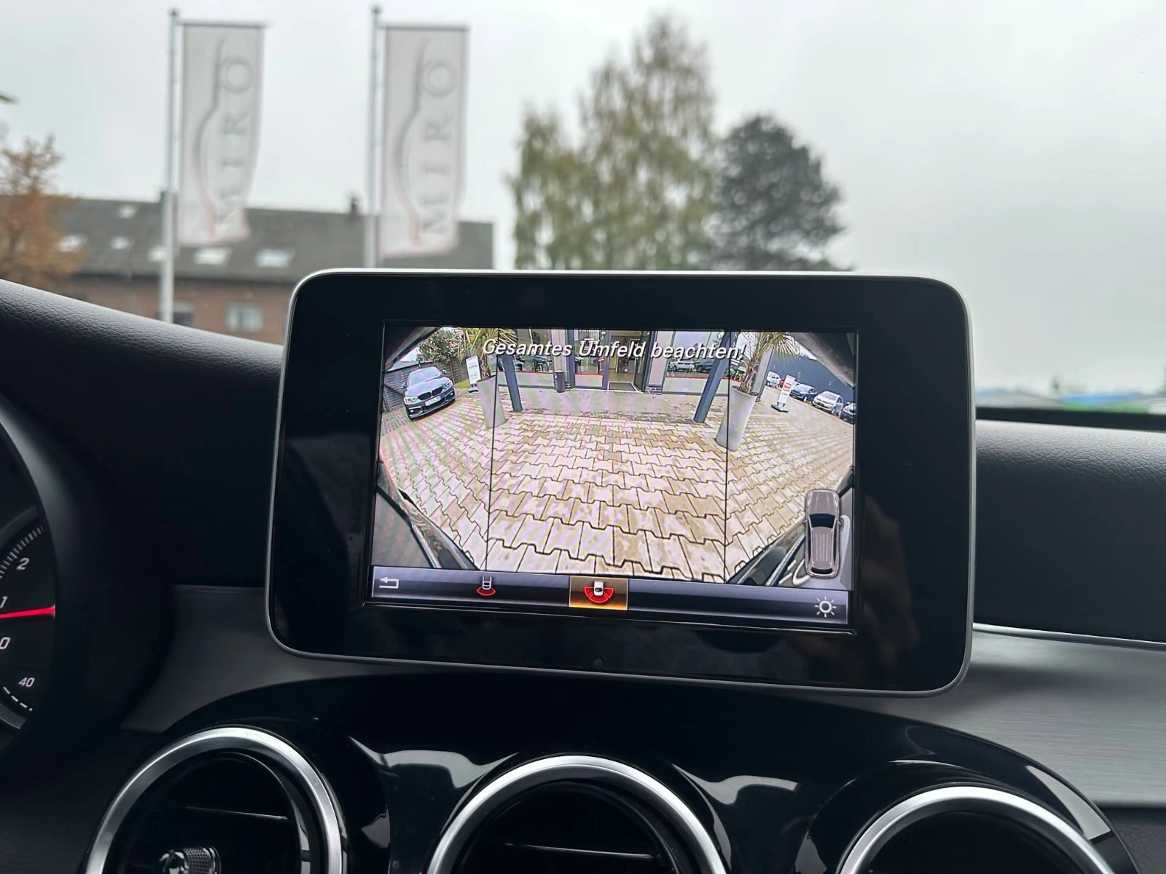 Mercedes-Benz GLC 250 4MATIC Autom. *PANORAMA*KAMERA*LEDER — photo 19
