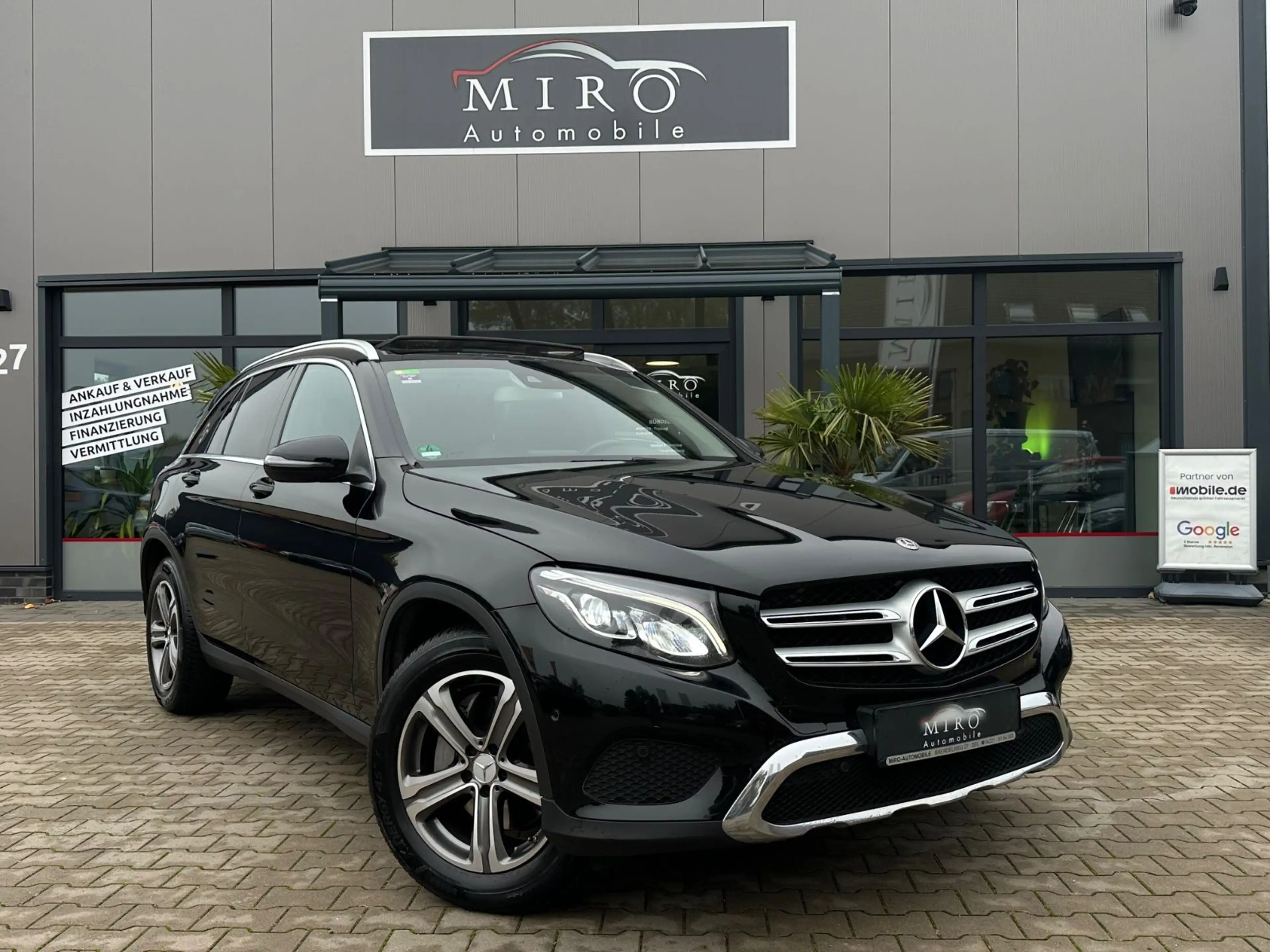 Mercedes-Benz GLC 250 4MATIC Autom. *PANORAMA*KAMERA*LEDER