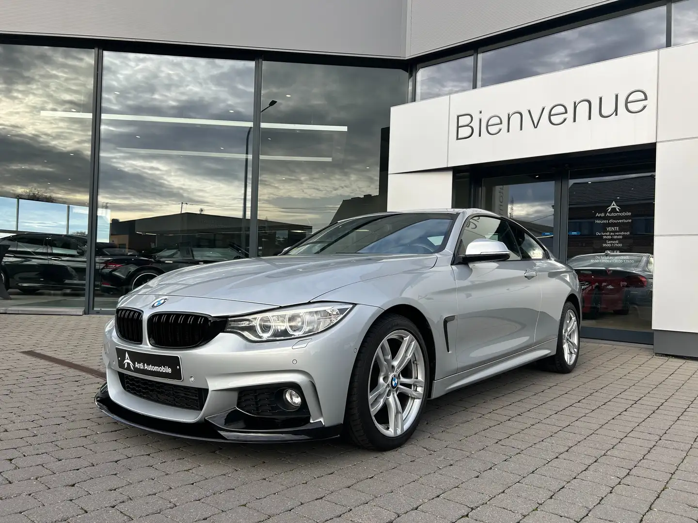 BMW 420 Coupé xDRIVE *GARANTIE*PACK M*1ER PROP*GPS PRO* Zilver - 1