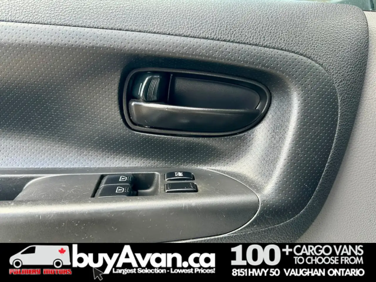 Nissan NV Cargo снимка Nissan NV Cargo