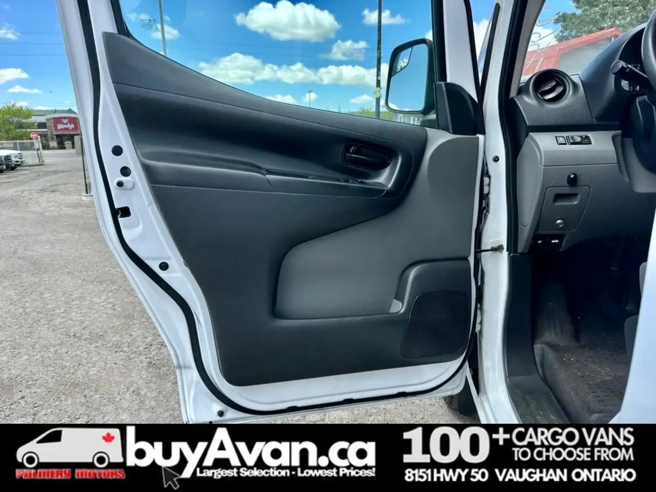 Nissan NV Cargo снимка Nissan NV Cargo