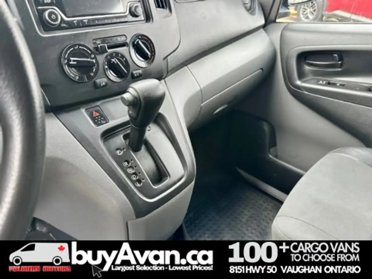 Nissan NV Cargo снимка Nissan NV Cargo