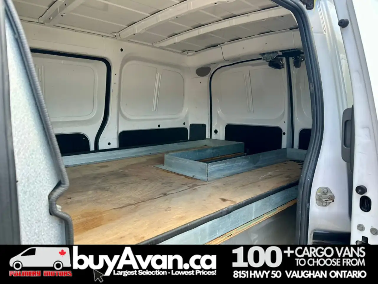 Nissan NV Cargo снимка Nissan NV Cargo