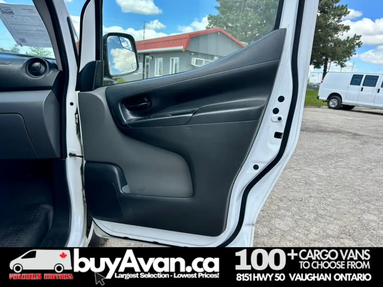 Nissan NV Cargo снимка Nissan NV Cargo