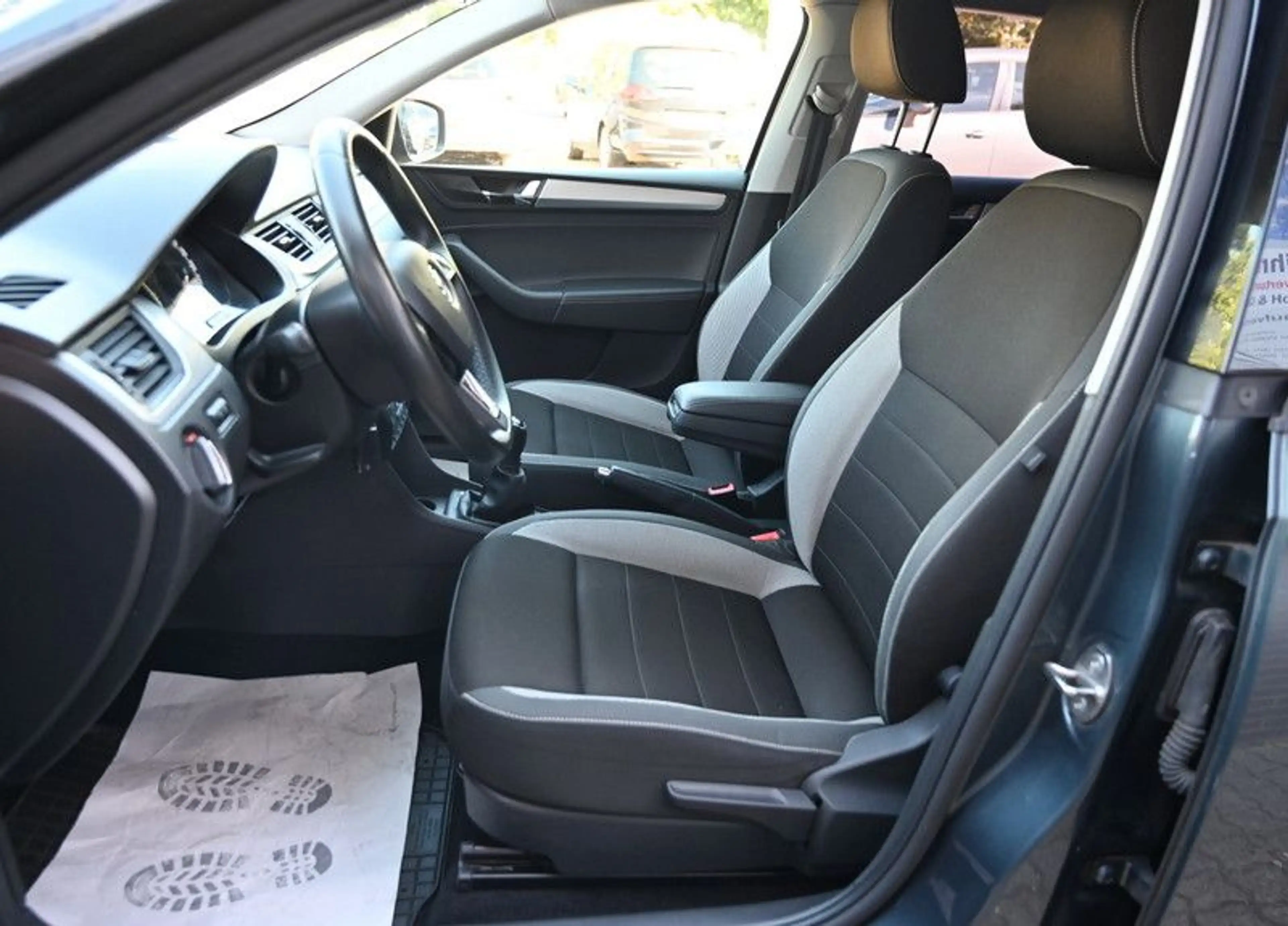 Skoda Rapid/Spaceback Spaceback Ambition — photo 12