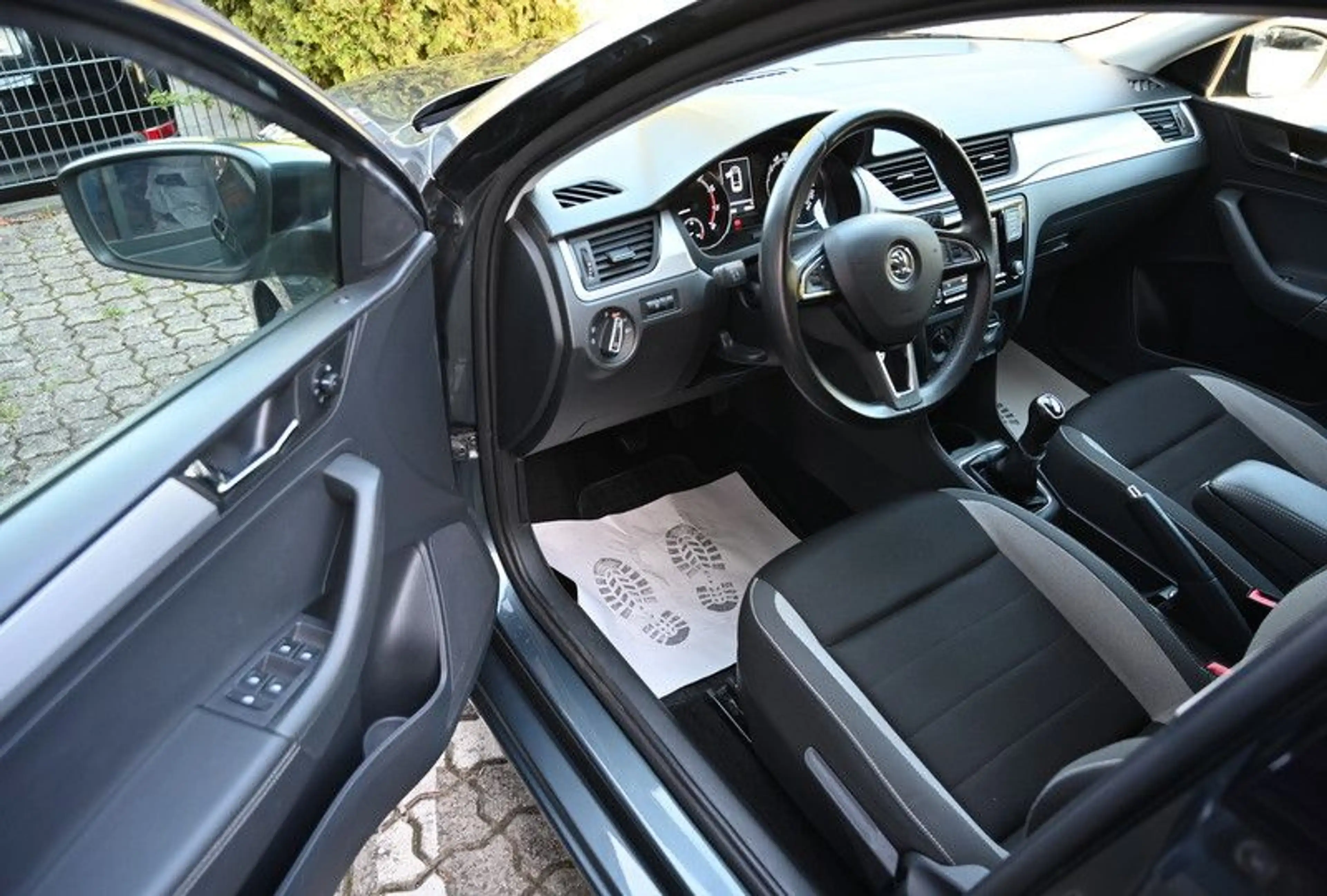 Skoda Rapid/Spaceback Spaceback Ambition — photo 15