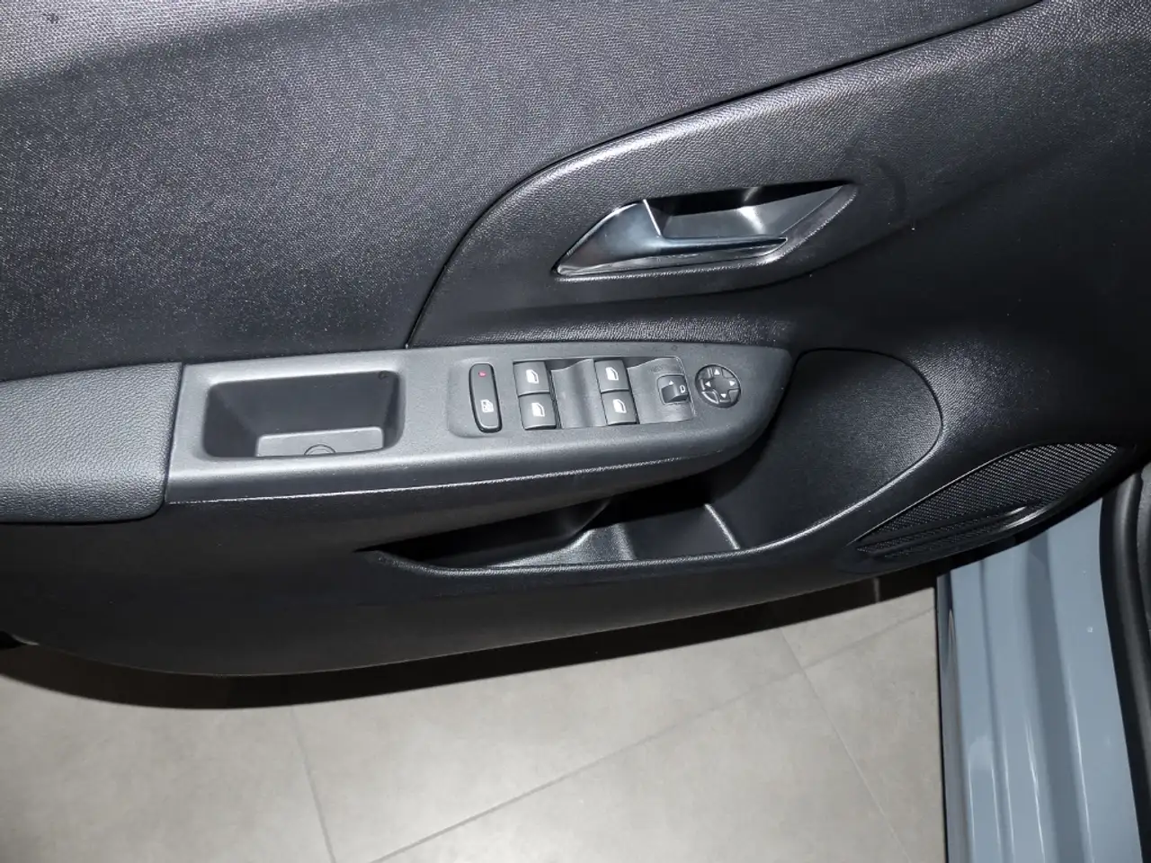 Opel Corsa Edition Winter & Komfort Paket 16 Zoll AWR 13