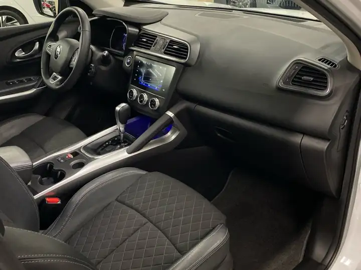 Renault Kadjar 2022, foto 12
