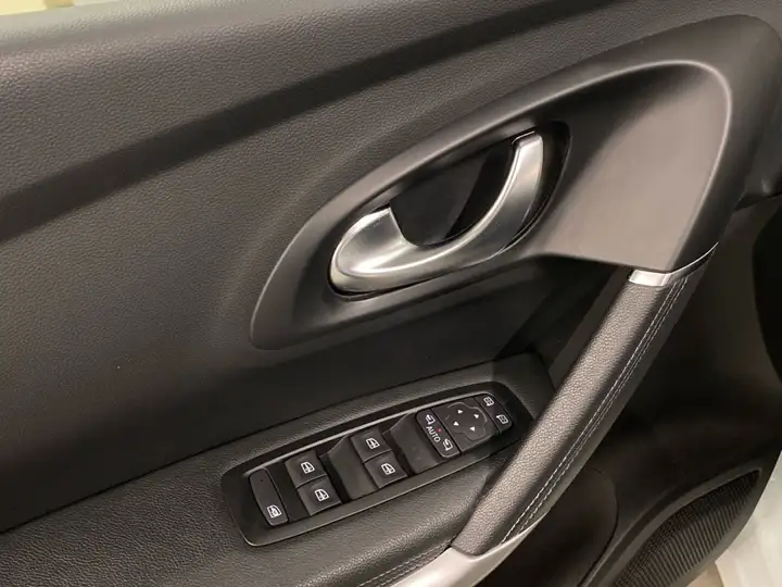 Renault Kadjar 2022, foto 18