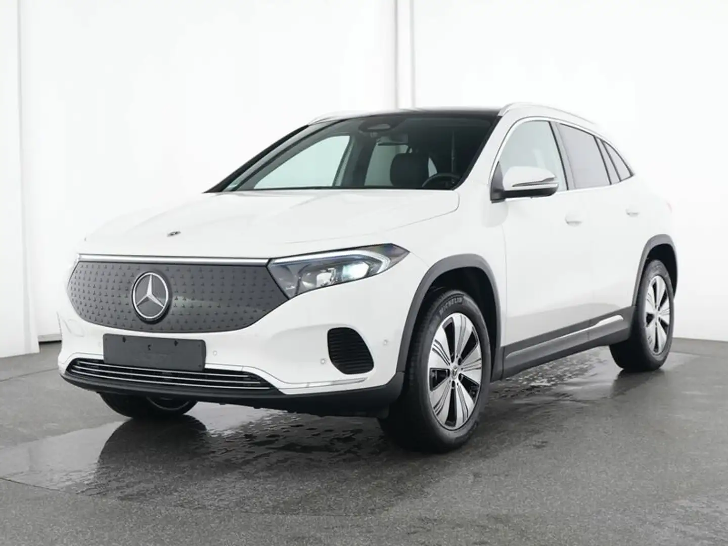 Mercedes-Benz EQA 300 EQA 300 4-M ADVANCED*PANORAMA-SCHIEBEDACH*WINTER Weiß - 2