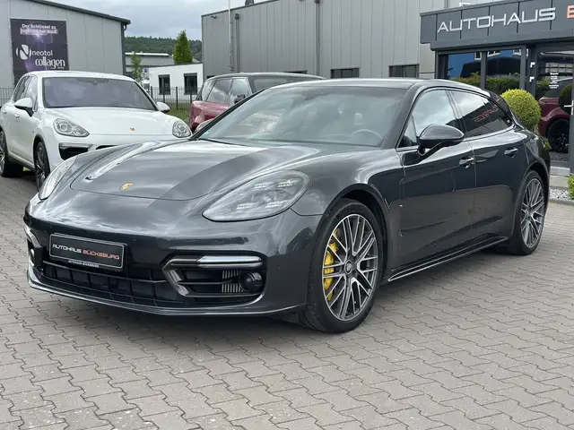 Porsche Panamera GT Turbo S E-Hybrid  Voll