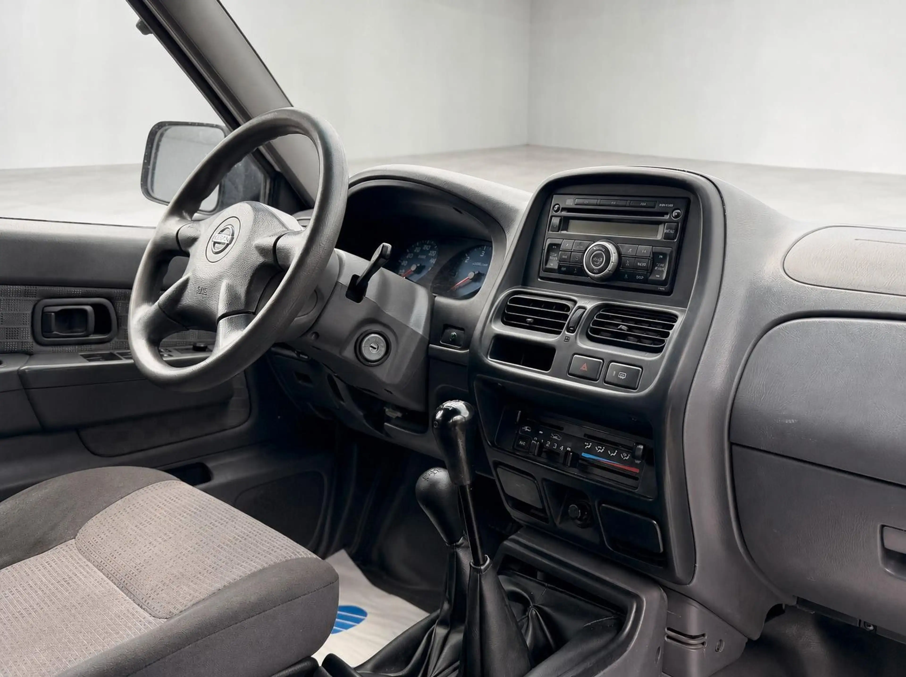 Nissan NP300 PICK-UP HARDTOP *TÜV-NEU — photo 8
