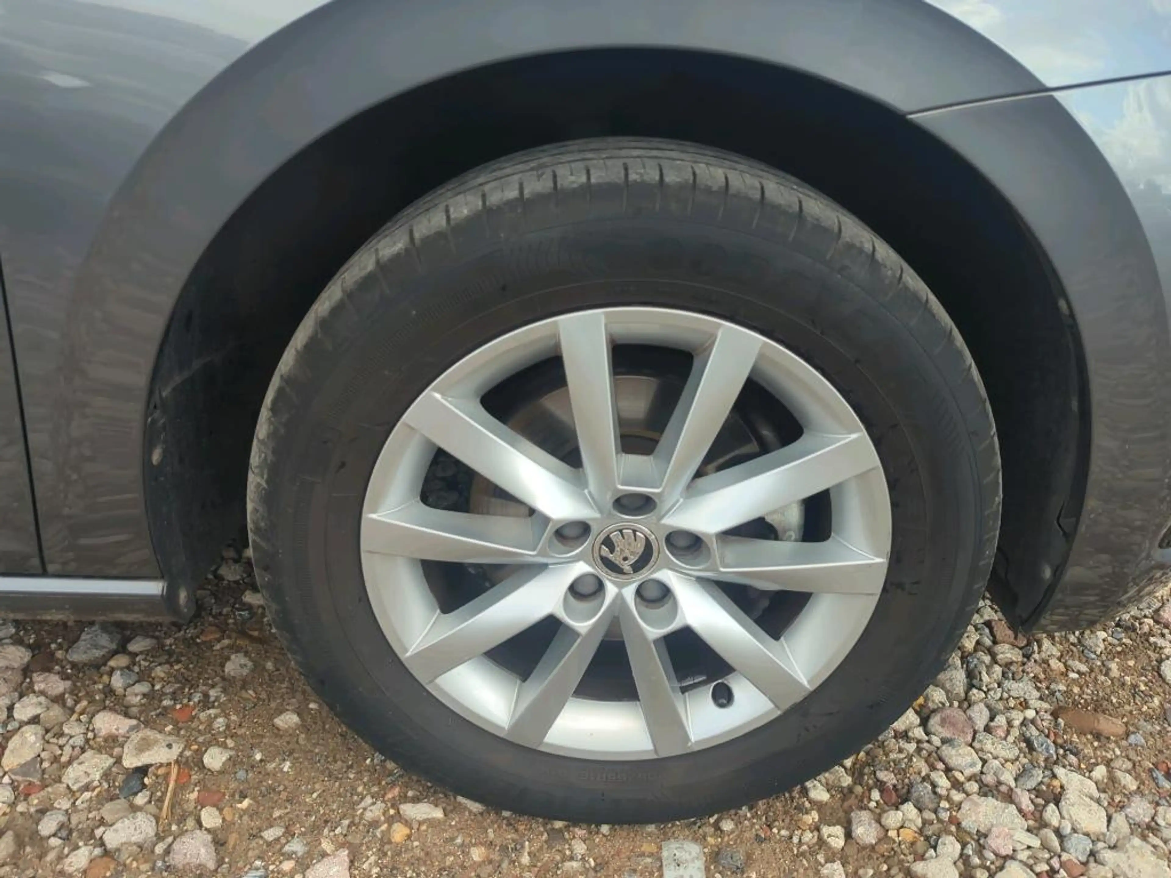 Skoda Scala 1.0 TSI Online Edition / Unieke km stand! / Naviga — photo 11