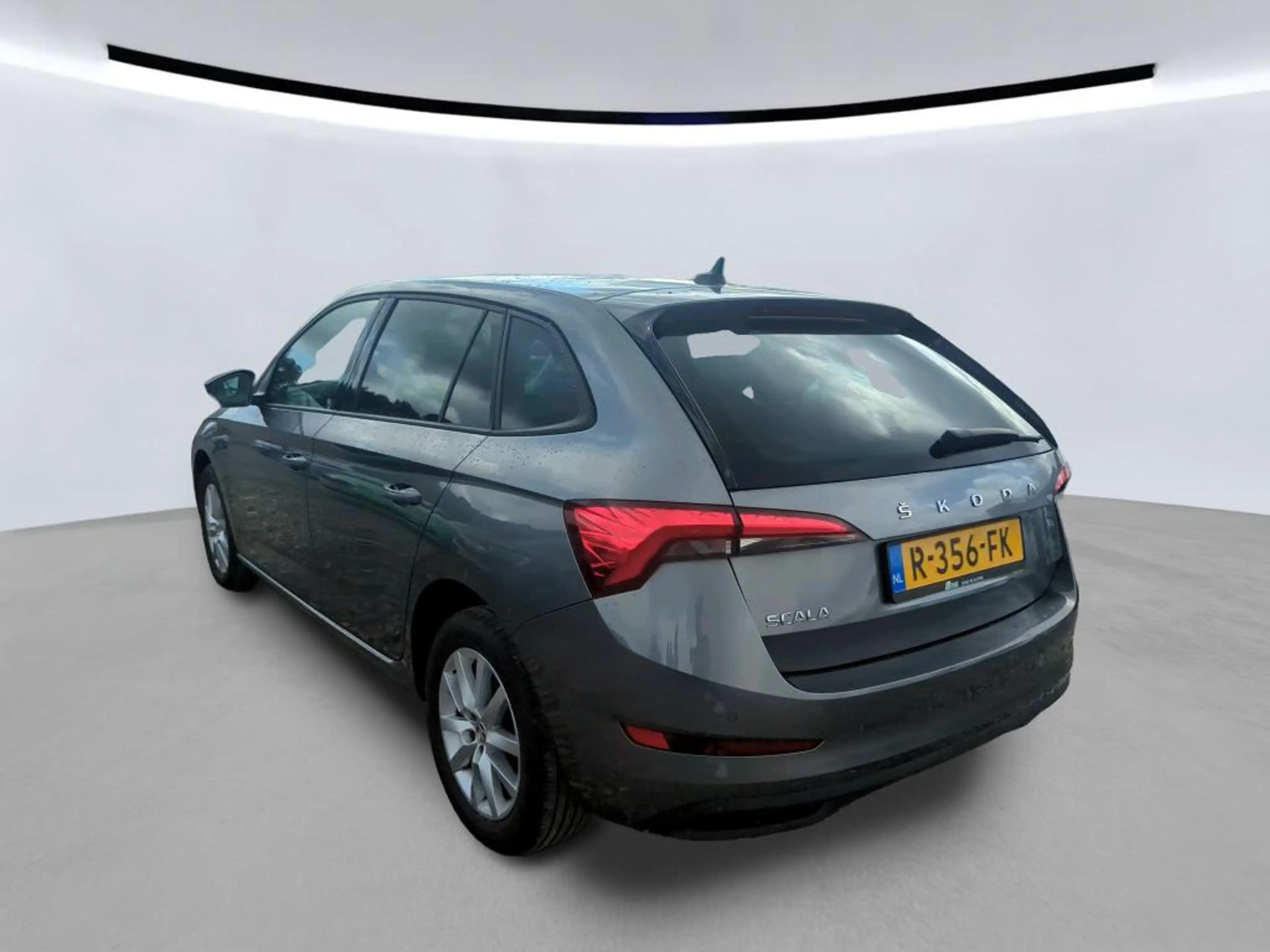 Skoda Scala 1.0 TSI Online Edition / Unieke km stand! / Naviga — photo 9