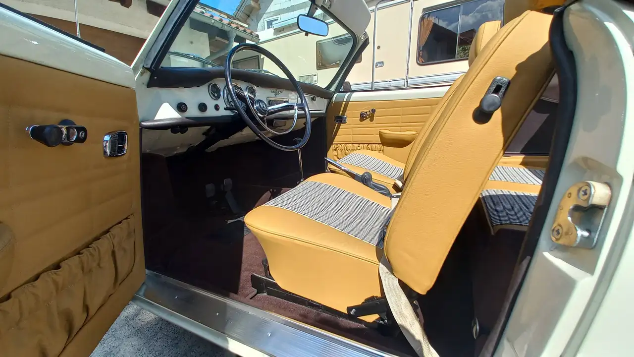 Volkswagen Karmann Ghia Cabrio, foto 12