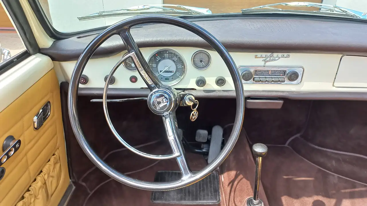 Volkswagen Karmann Ghia Cabrio, foto 6