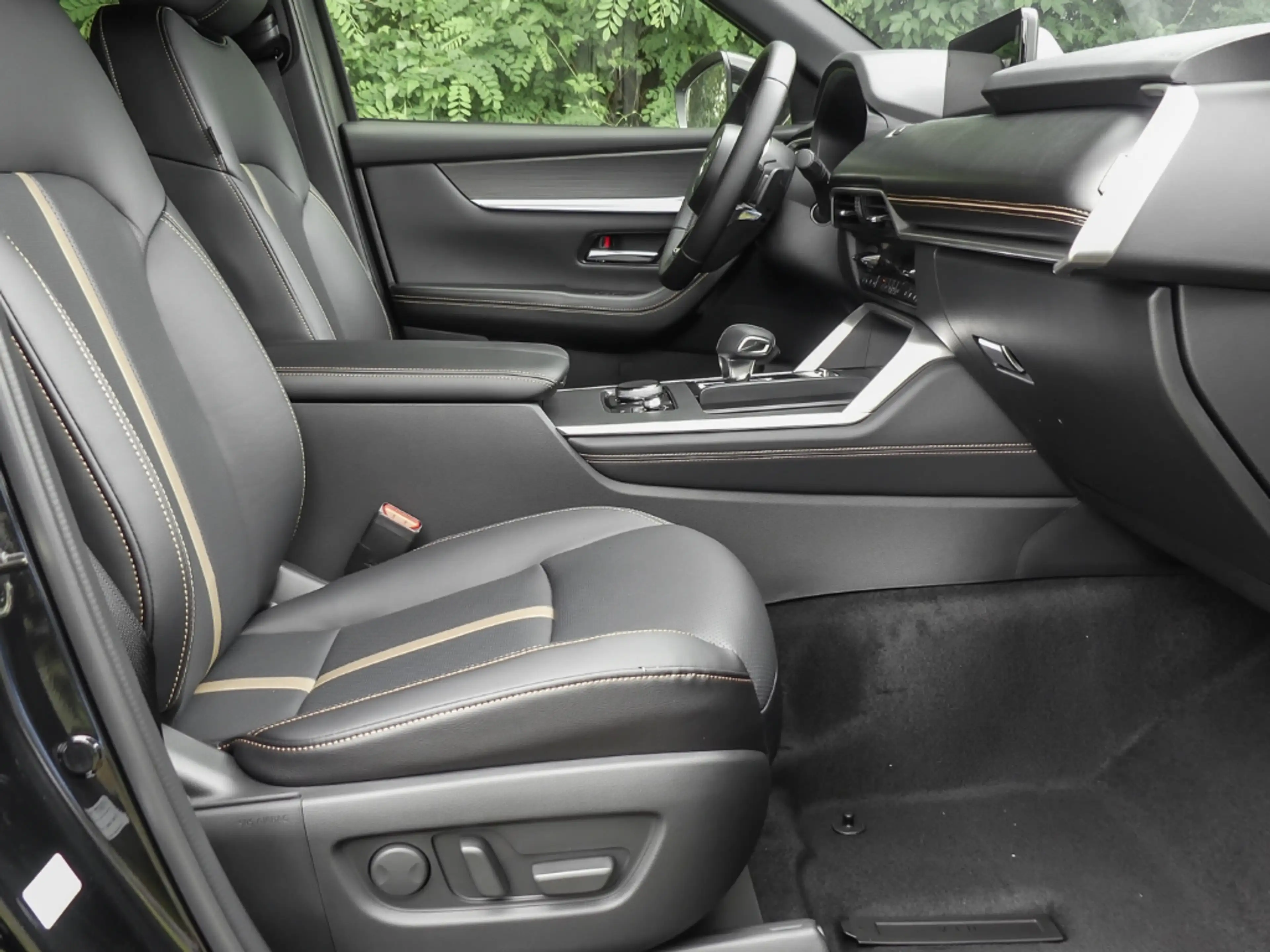Mazda CX-60 2025 Homura Plus PGSD Bose 3.3 e-SKYACTIV-D 200PS — photo 6