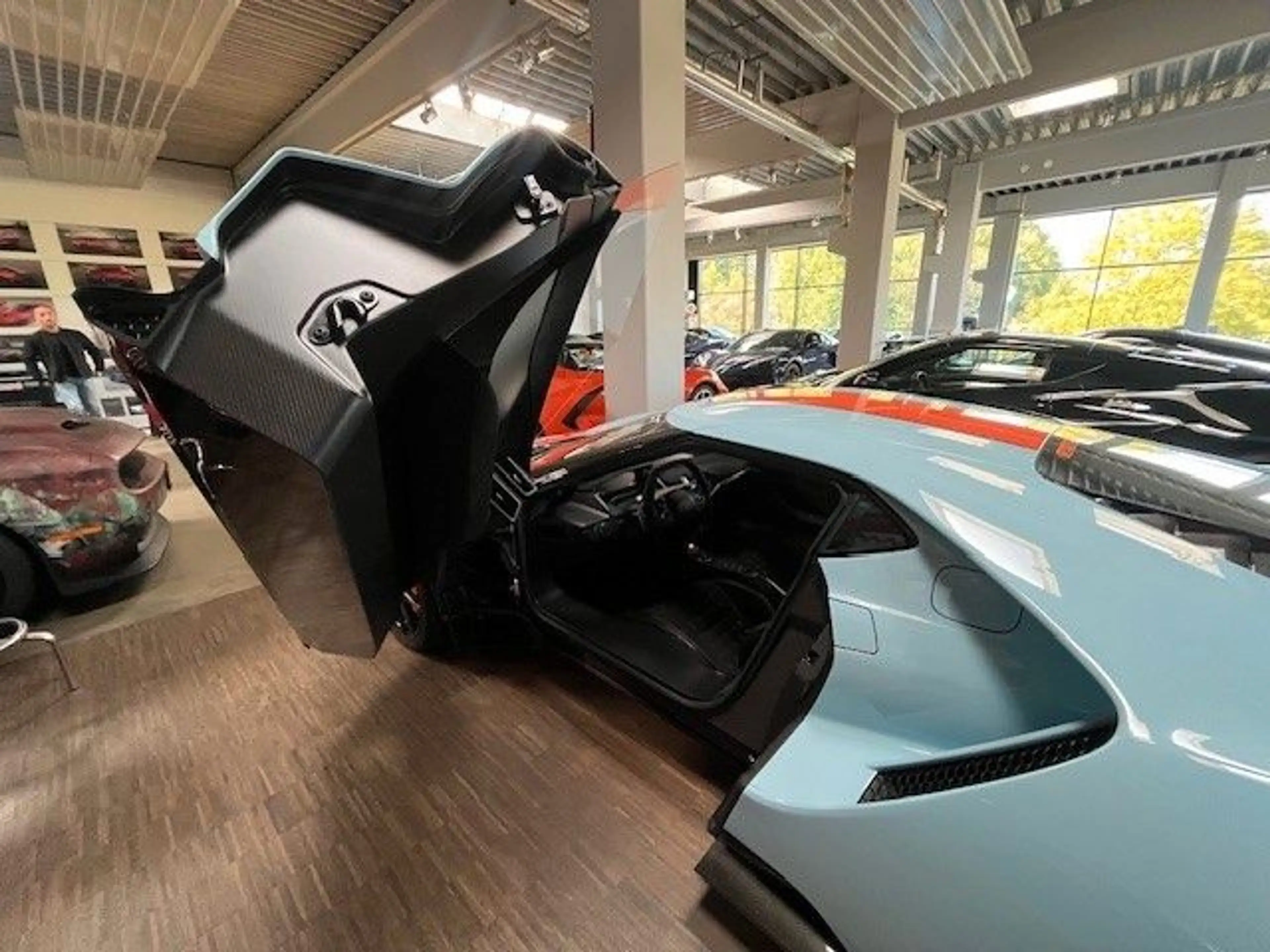 Ford GT GULF 69 Heritage Edition Carbon Felgen — photo 11