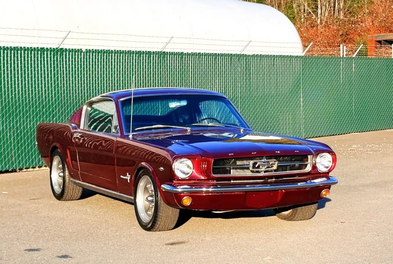 Ford Mustang Fastback, foto 2