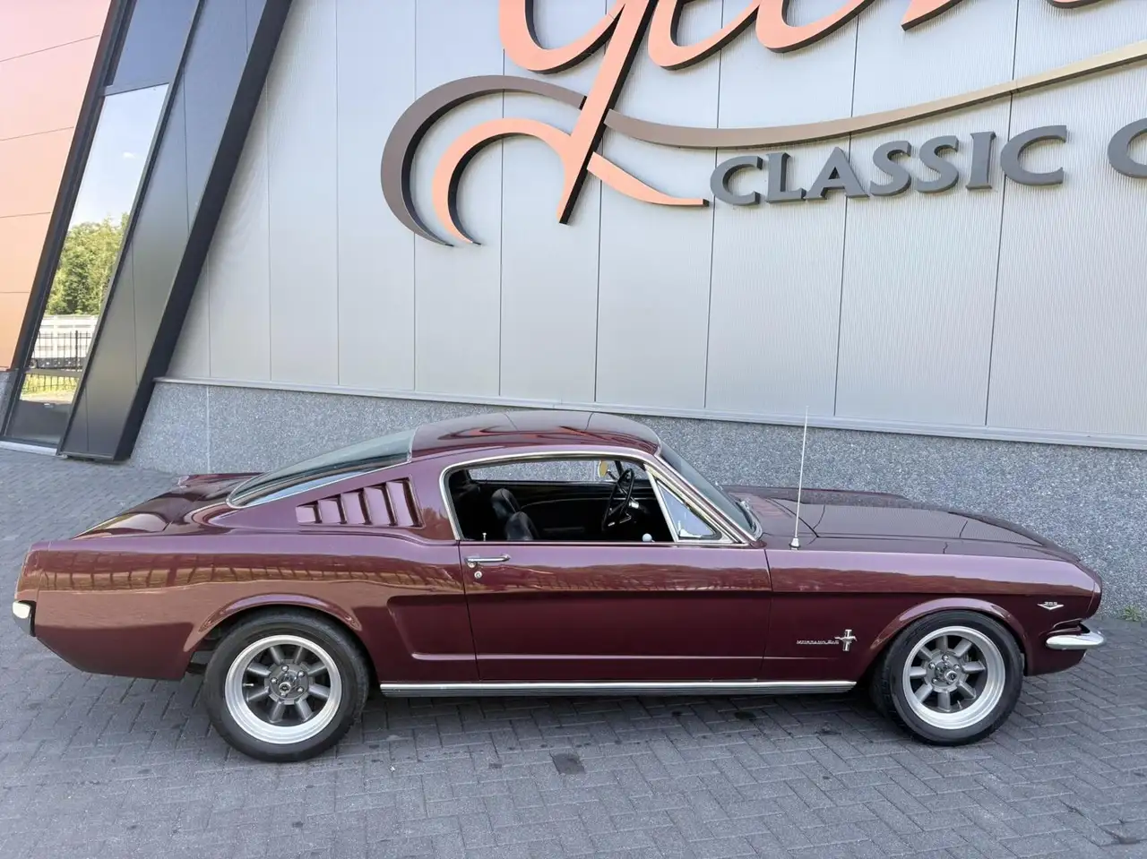 Ford Mustang Fastback, foto 4