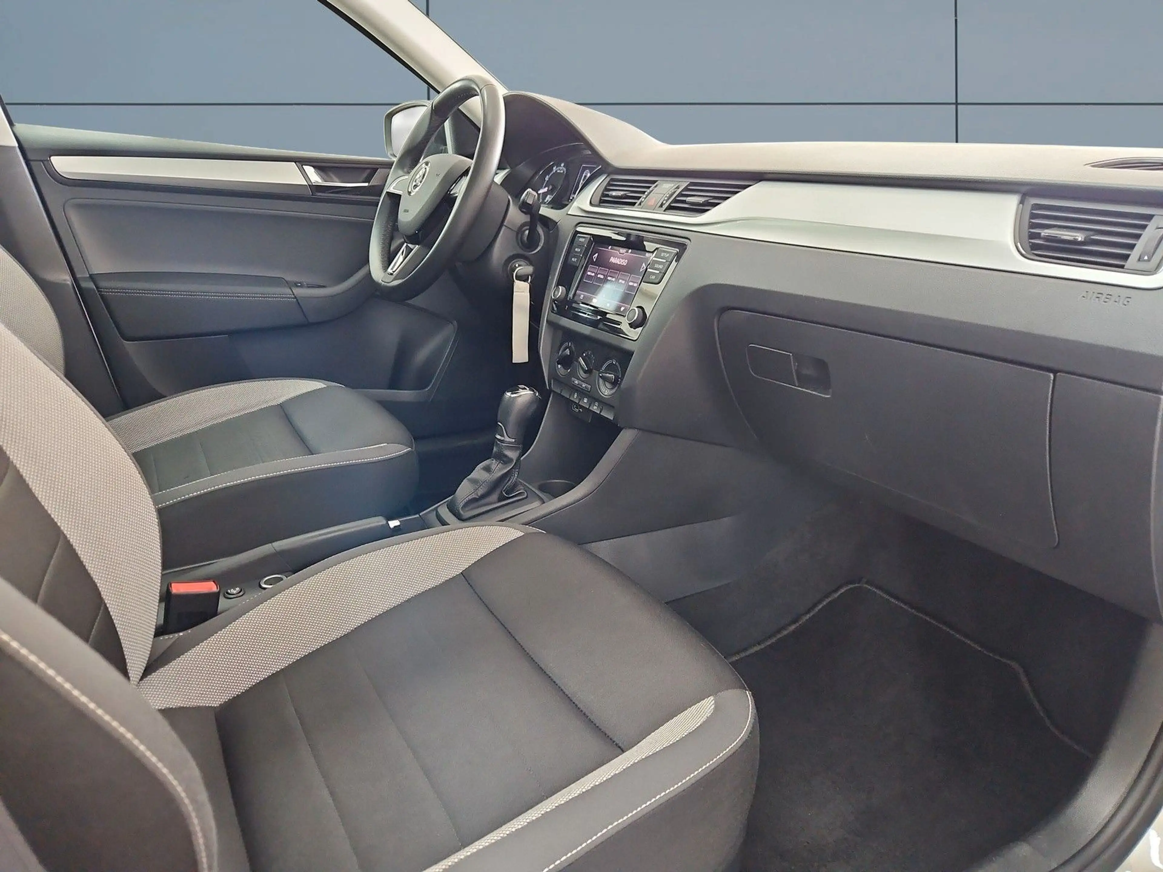 Skoda Rapid/Spaceback Spaceback Ambition *PANO*AUTOM*KLIMA*TOP* — photo 12