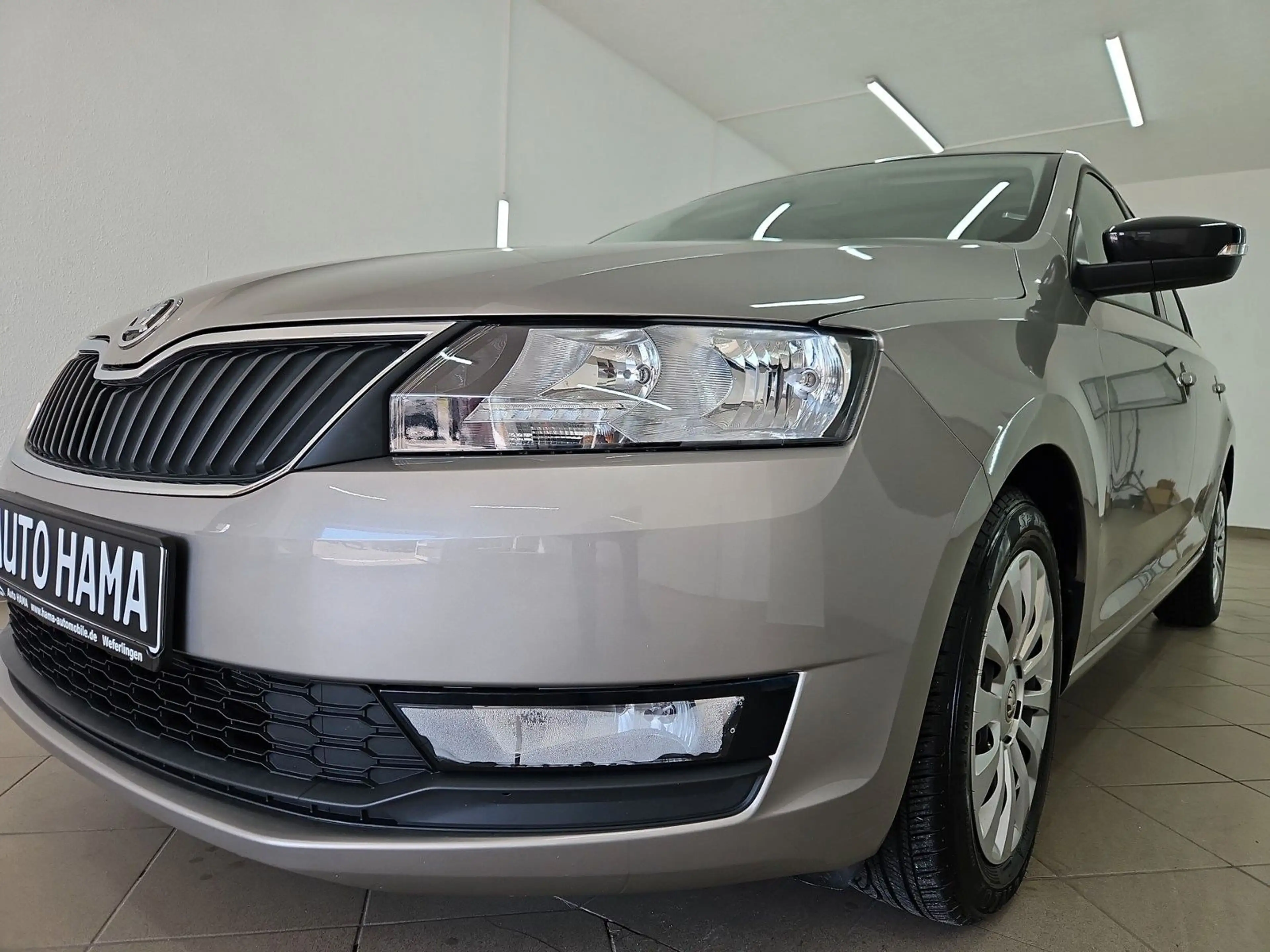 Skoda Rapid/Spaceback Spaceback Ambition *PANO*AUTOM*KLIMA*TOP* — photo 6