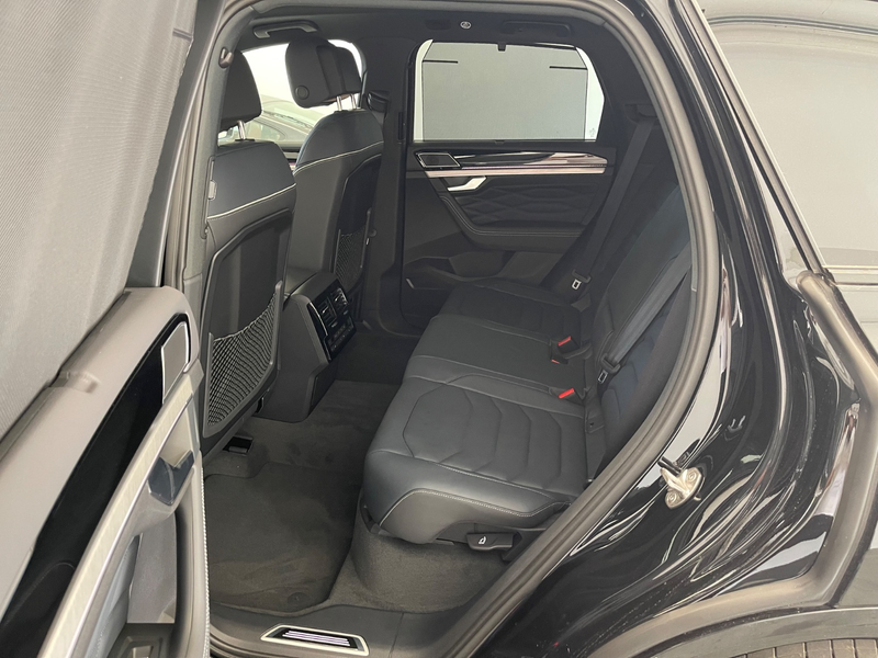 Volkswagen Touareg 3.0 TDI 4Mo R-Line*Voll*Sthz*ACC*22 Zoll — photo 12