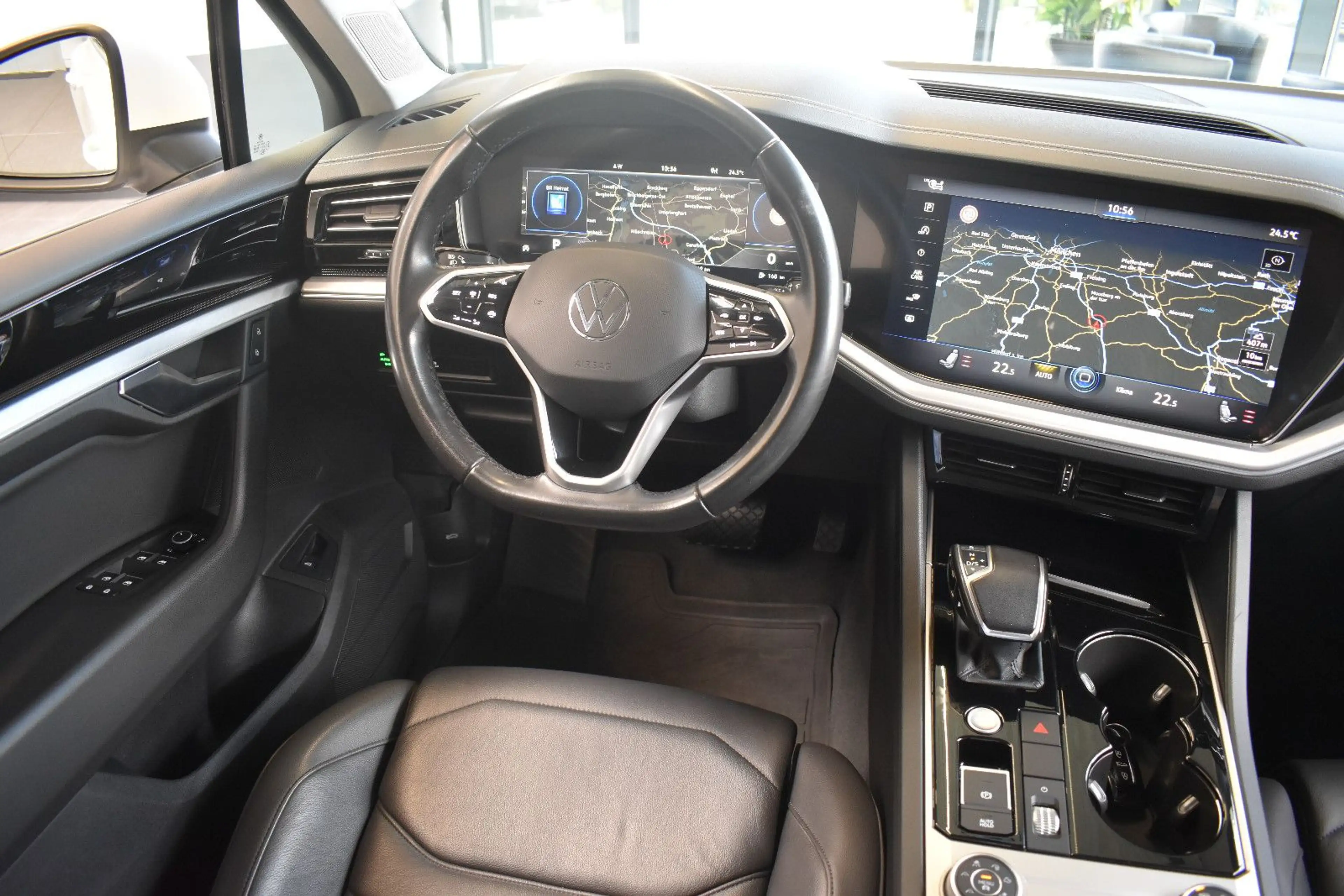 Volkswagen Touareg V6 3.0TDI Elegance 4Motion LED~VirtC~ACC — photo 10
