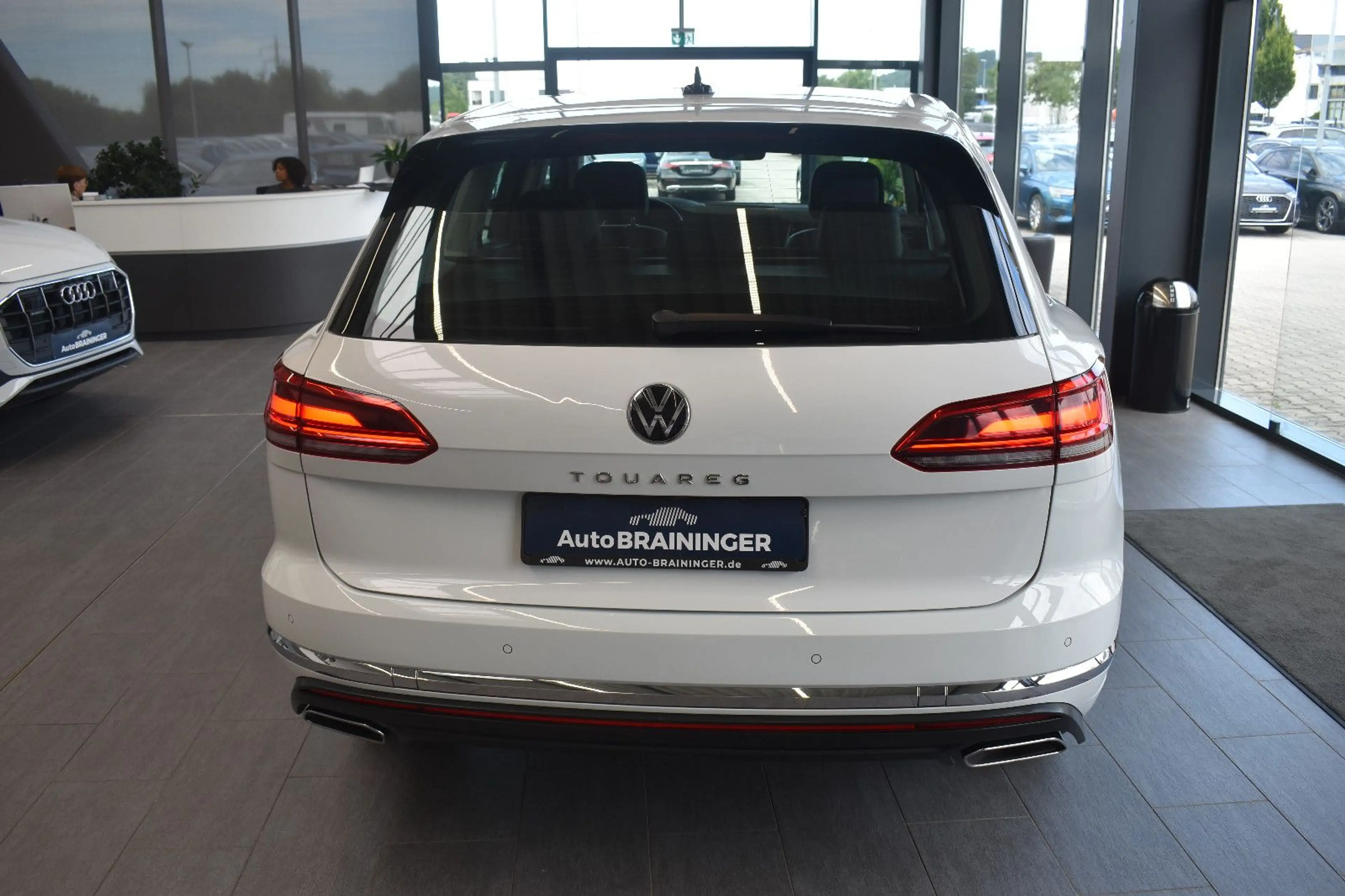 Volkswagen Touareg V6 3.0TDI Elegance 4Motion LED~VirtC~ACC — photo 6