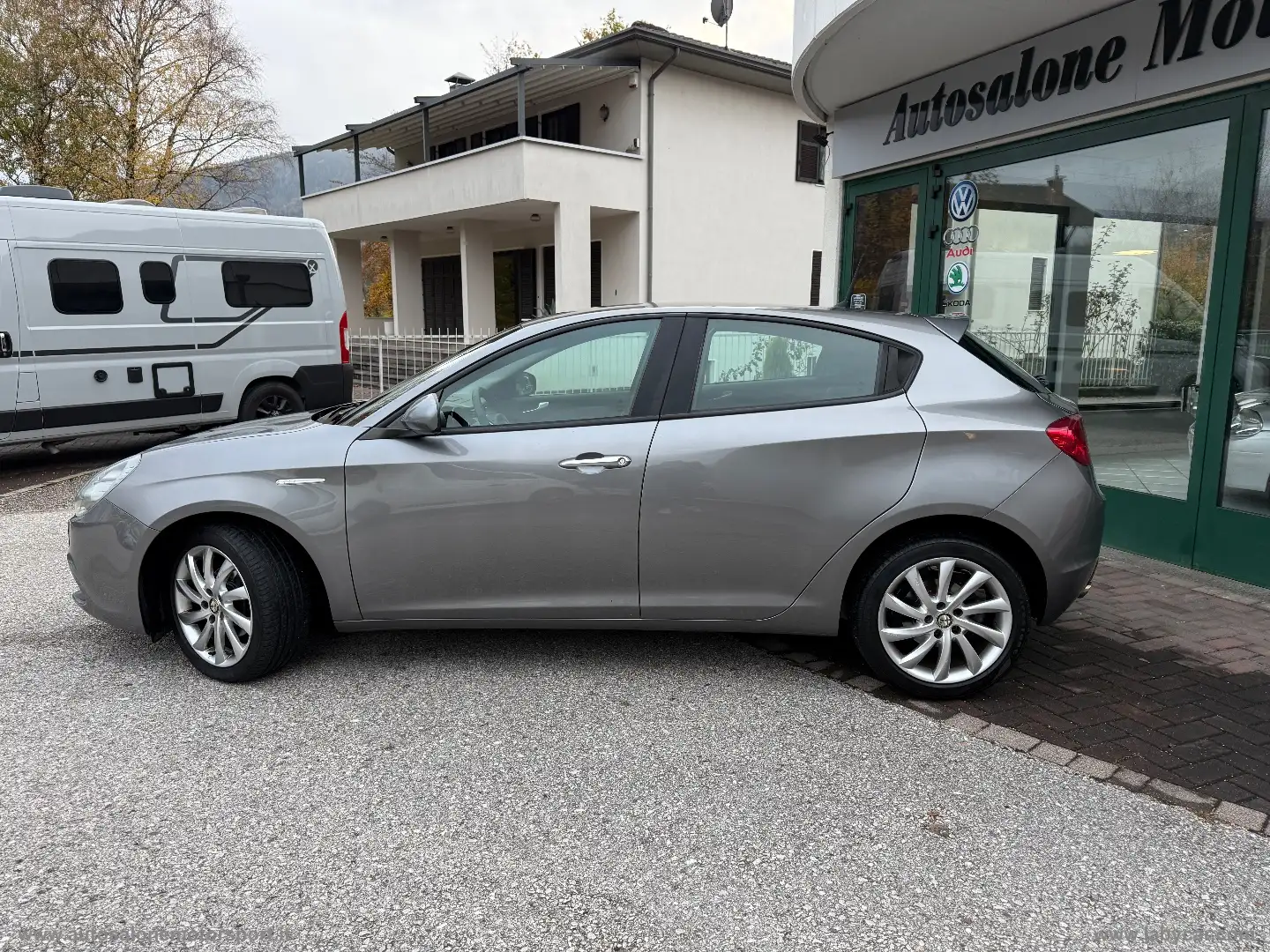 Alfa Romeo Giulietta 1.6 JTDm 120 CV Sport Gris - 2