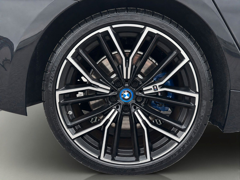 BMW 545 e xD M Sport Laser ACC GSD 360° HUD H&K 20LM — photo 10