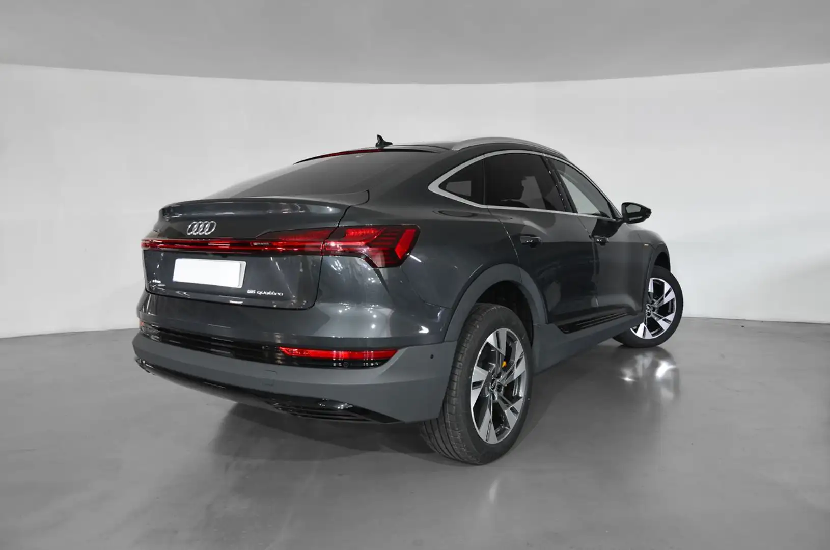 Audi e-tron Sportback 55 Edition 300kW (408CV) quattro Gris - 2