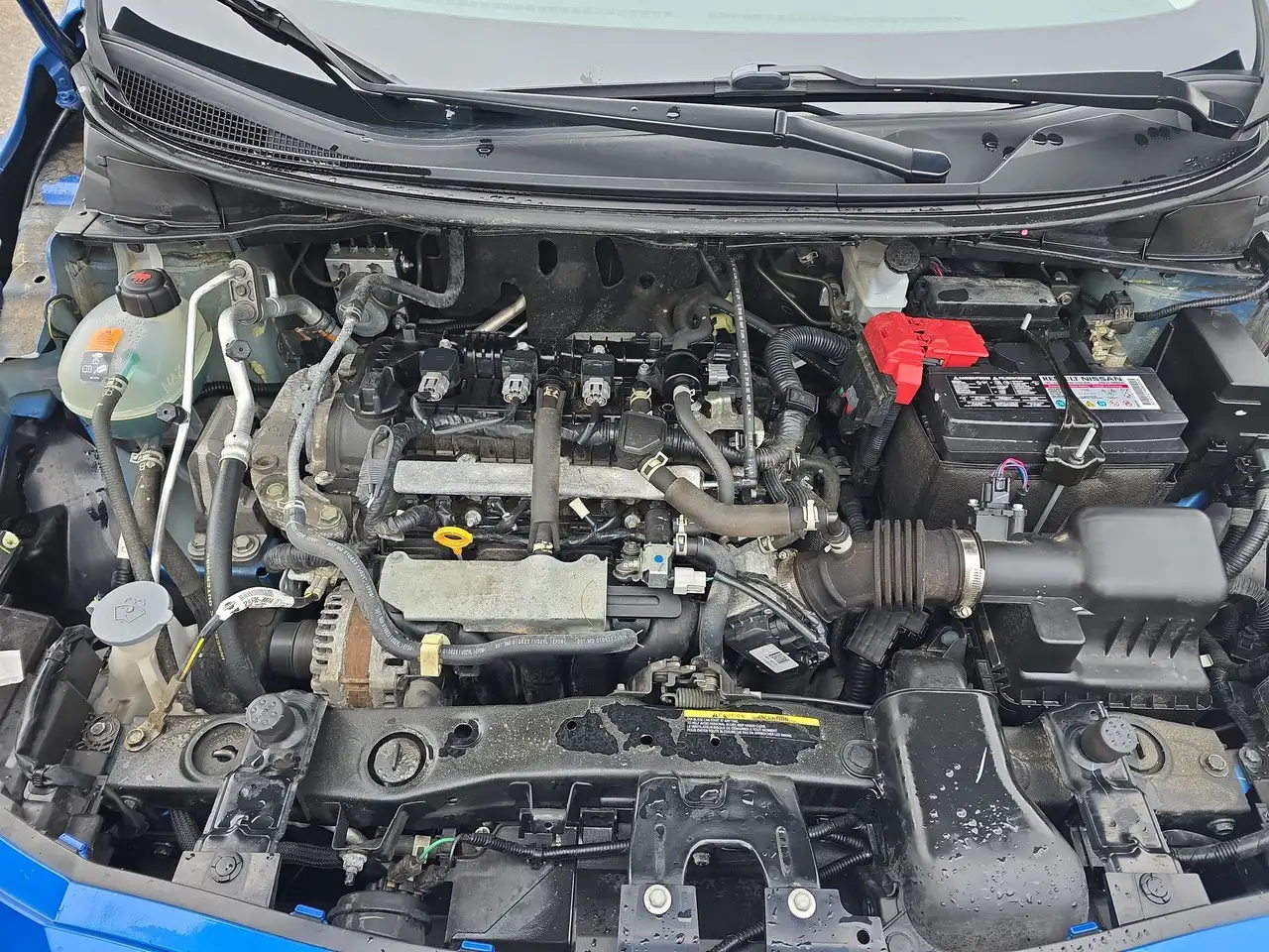 Nissan Versa снимка Nissan Versa
