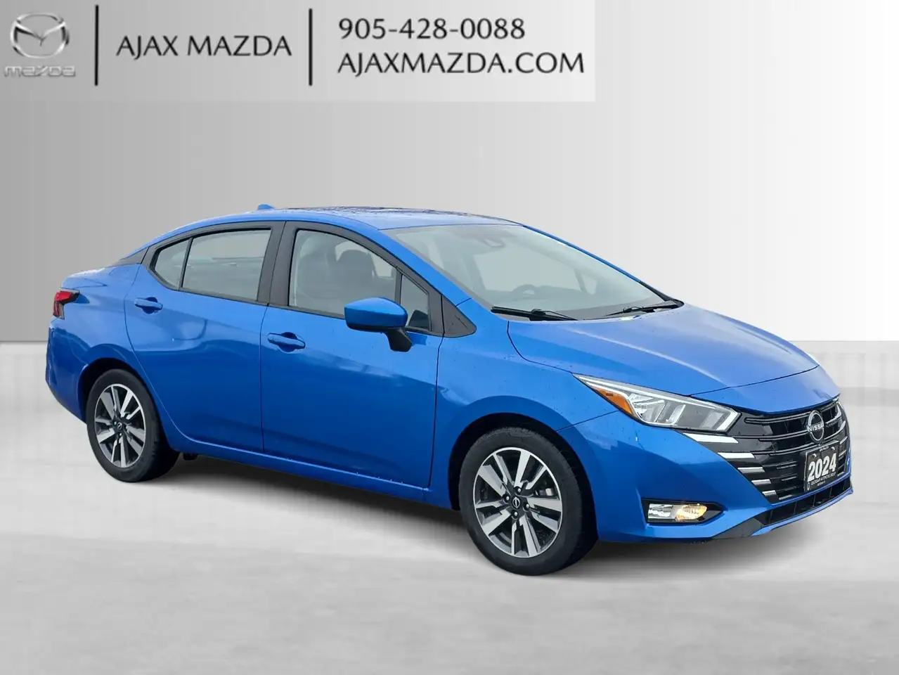 Nissan Versa снимка Nissan Versa