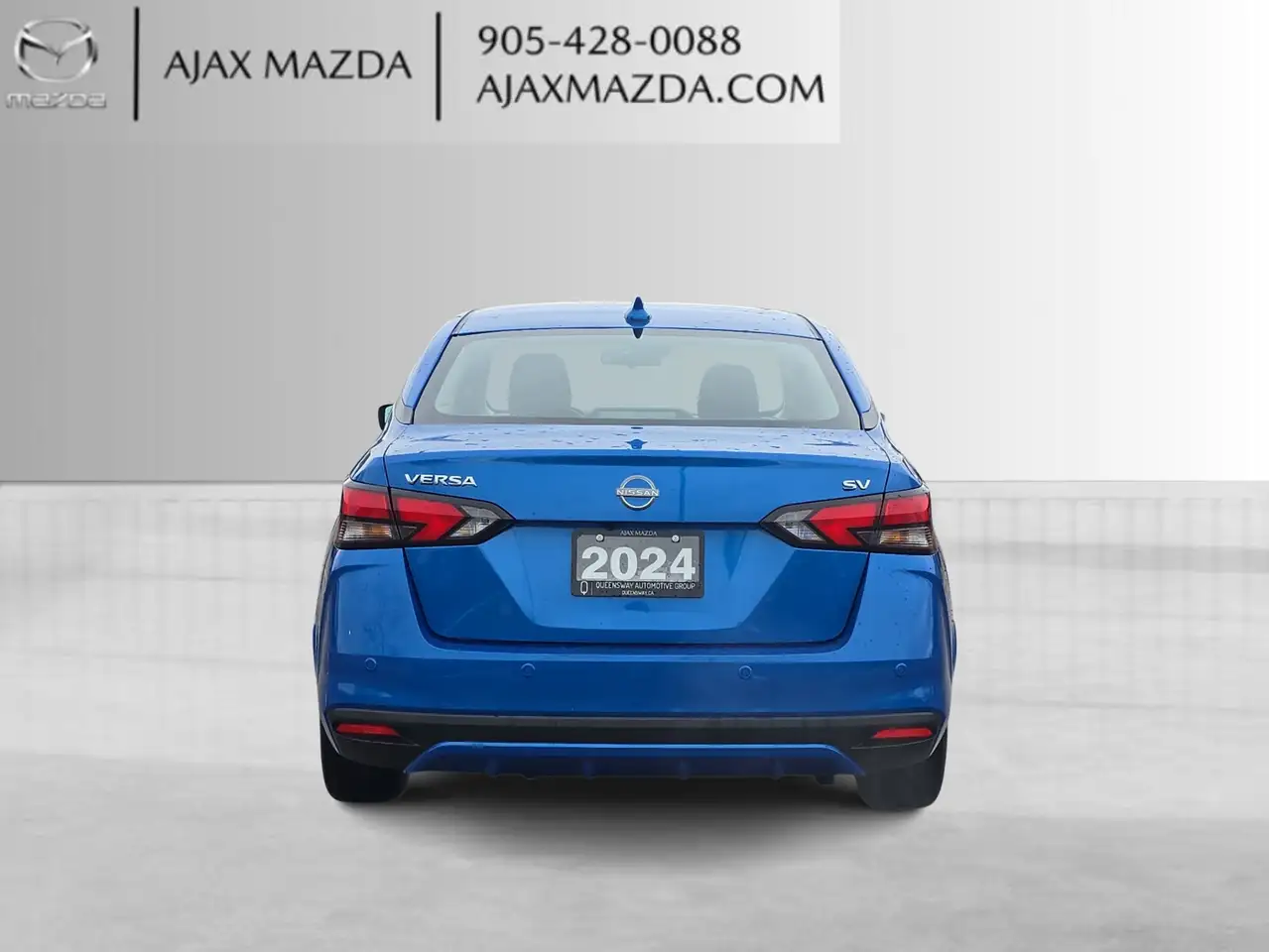 Nissan Versa снимка Nissan Versa