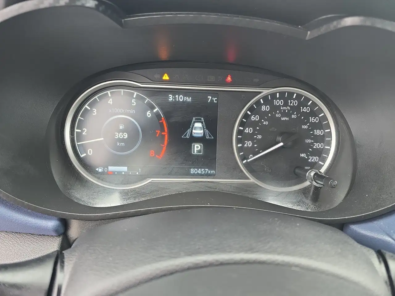 Nissan Versa снимка Nissan Versa