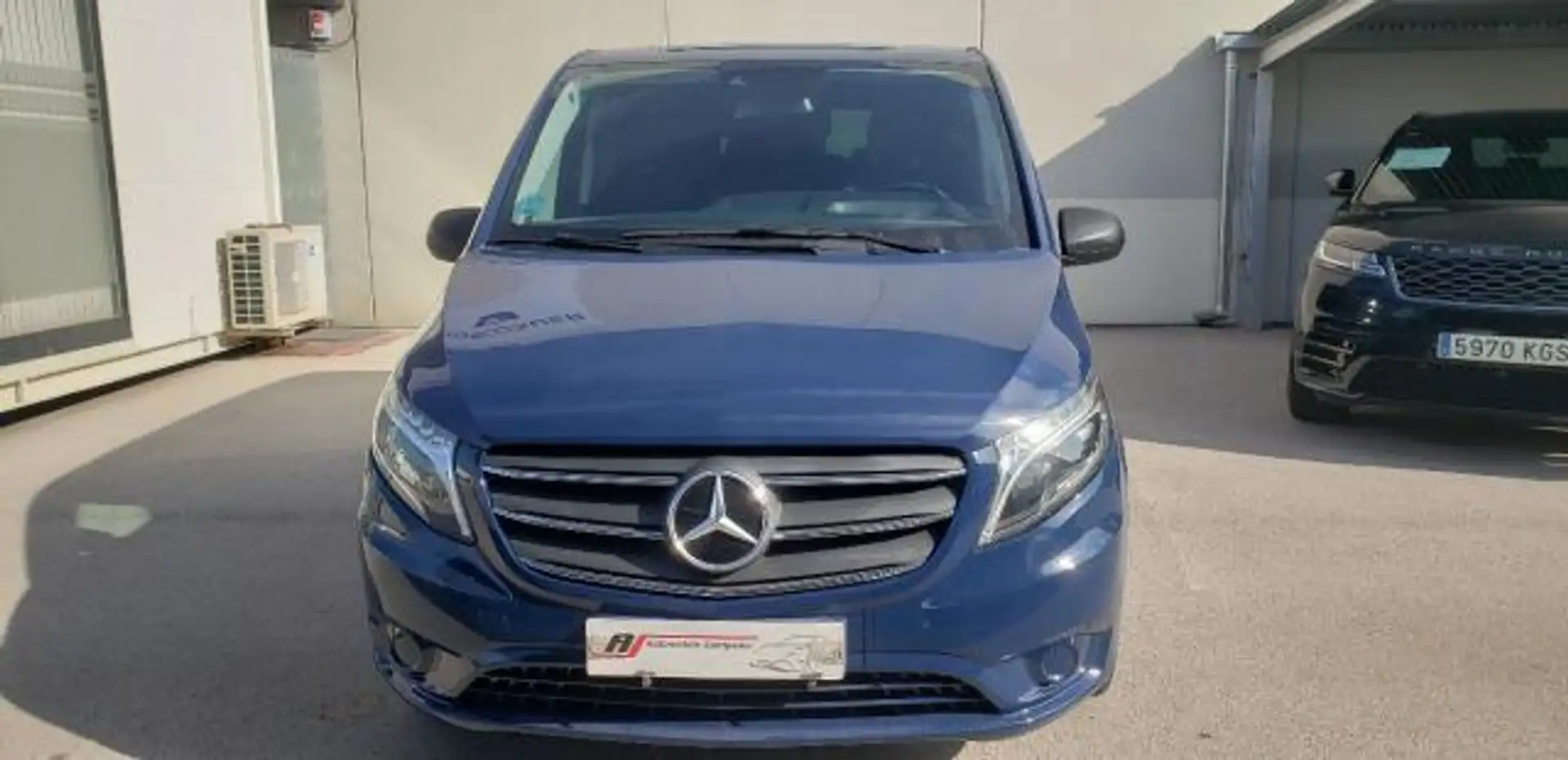 Mercedes-Benz Vito TOURER CDI 114 Azul - 2