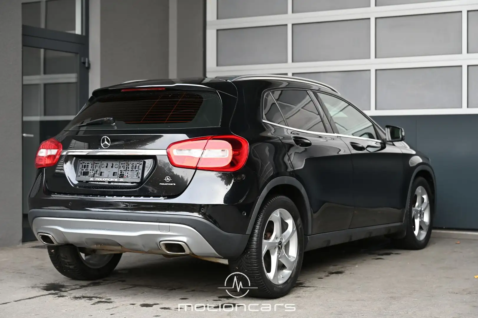 Mercedes-Benz GLA 220 CDI 4-Matic Urban Pickerl NEU Nero - 2