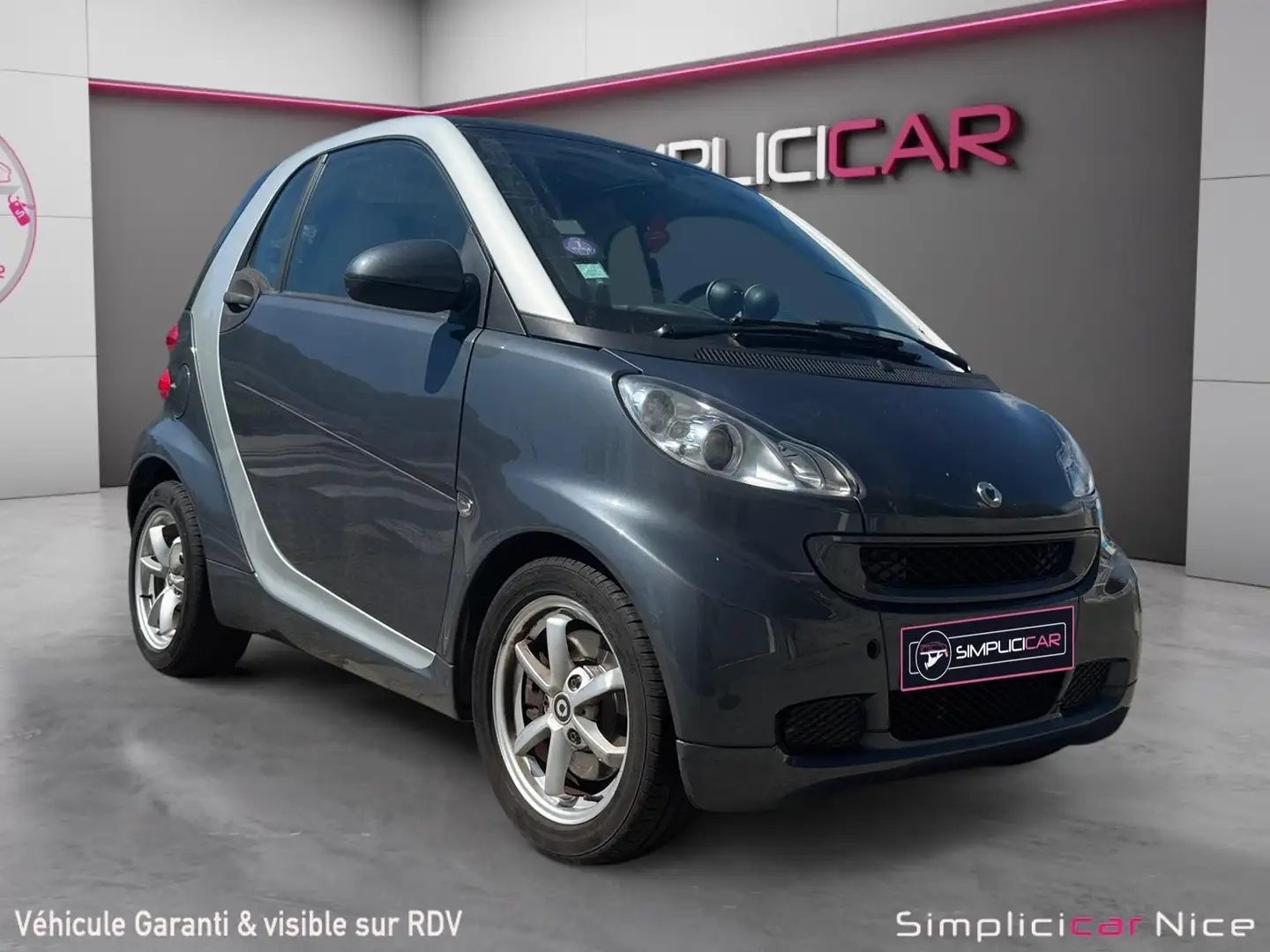 smart forTwo Gris - 1