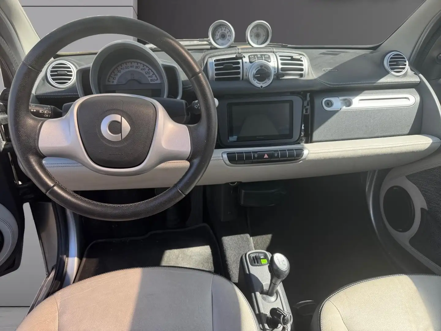 smart forTwo Gris - 2