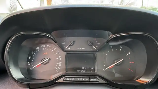 Citroen C3 Aircross view 19